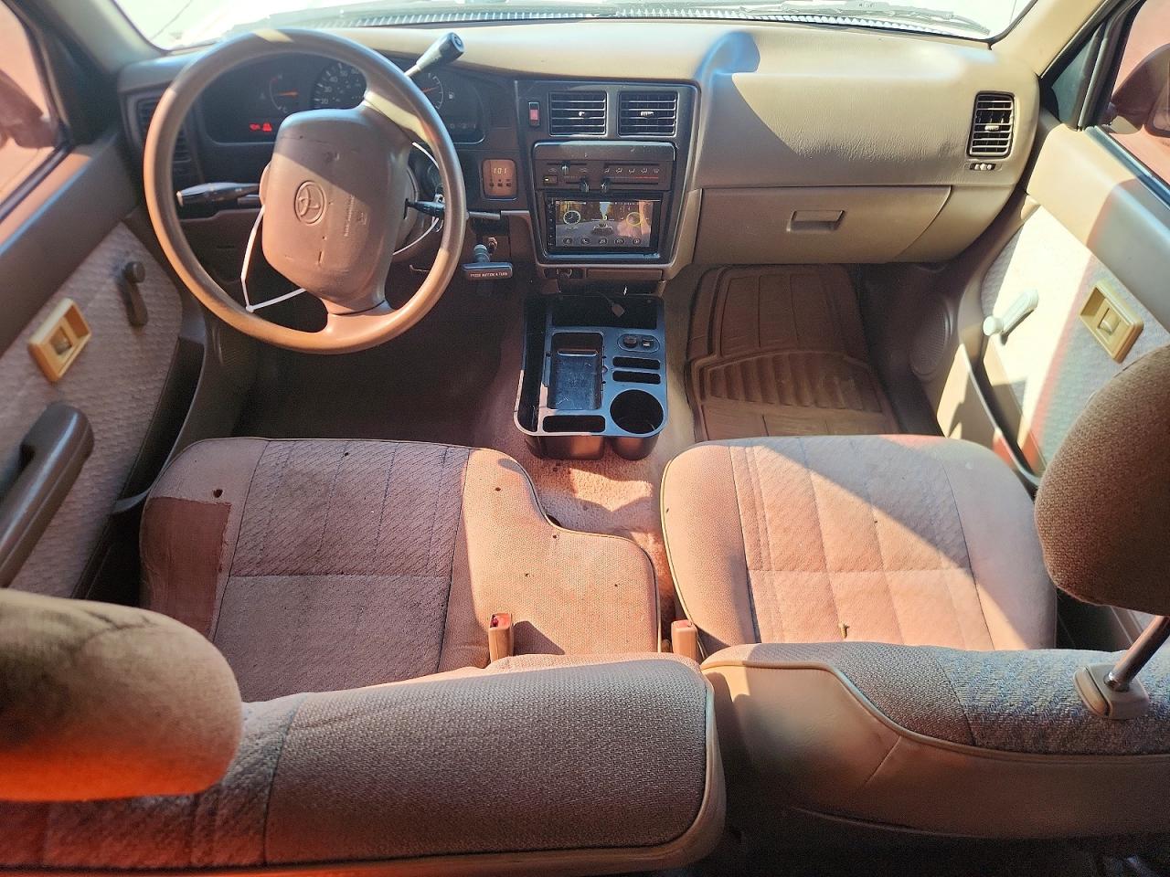 1996 Toyota Tacoma Base Бежевый vin: 4TAVL52N5TZ166139