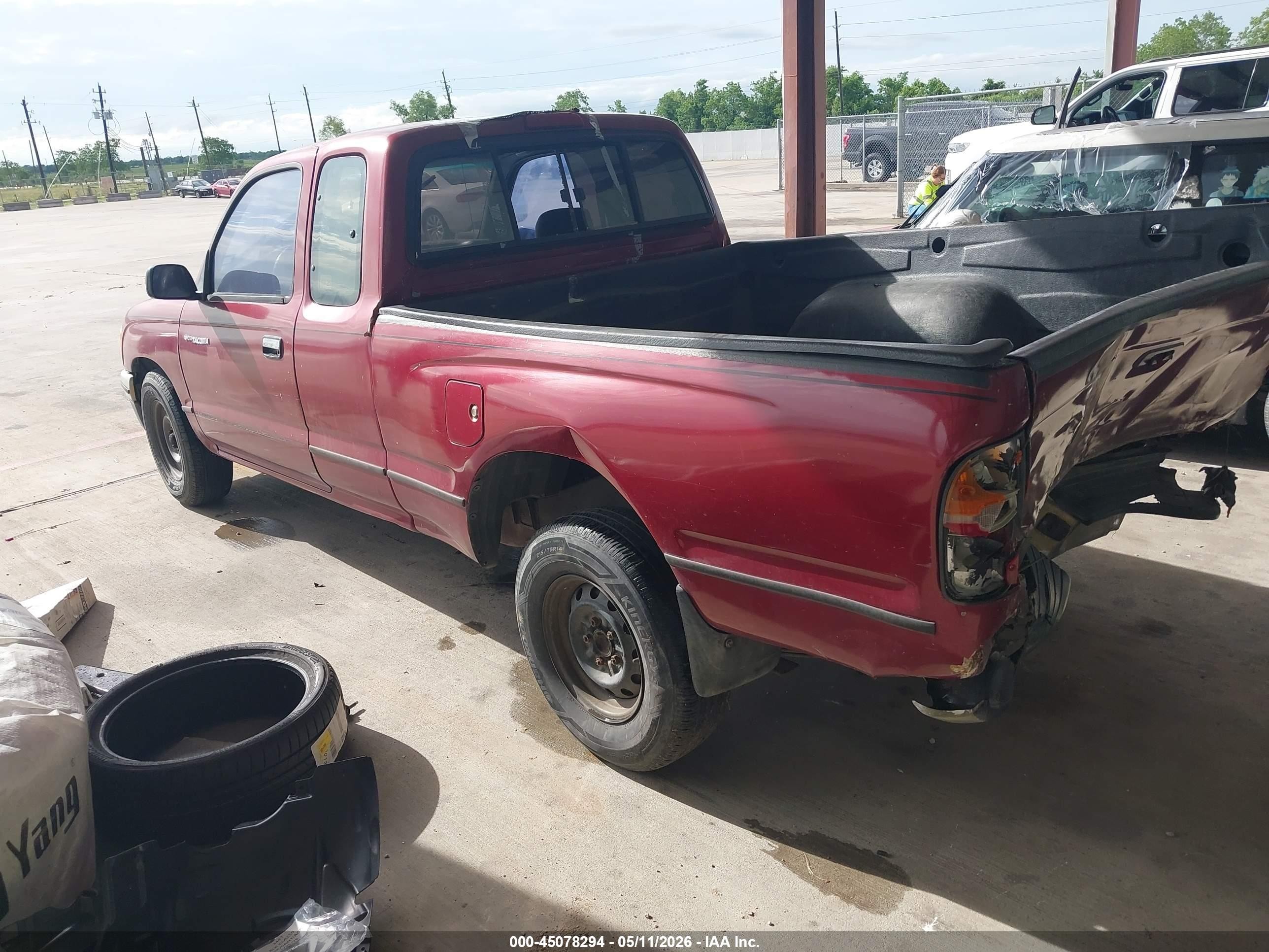 1997 Toyota Tacoma   Burgundy vin: 4TAVL52N5VZ322019