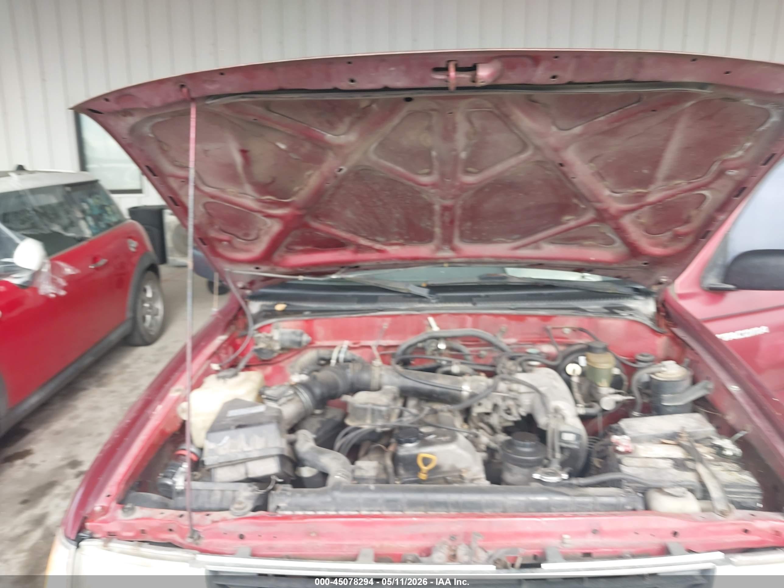 1997 Toyota Tacoma   Burgundy vin: 4TAVL52N5VZ322019