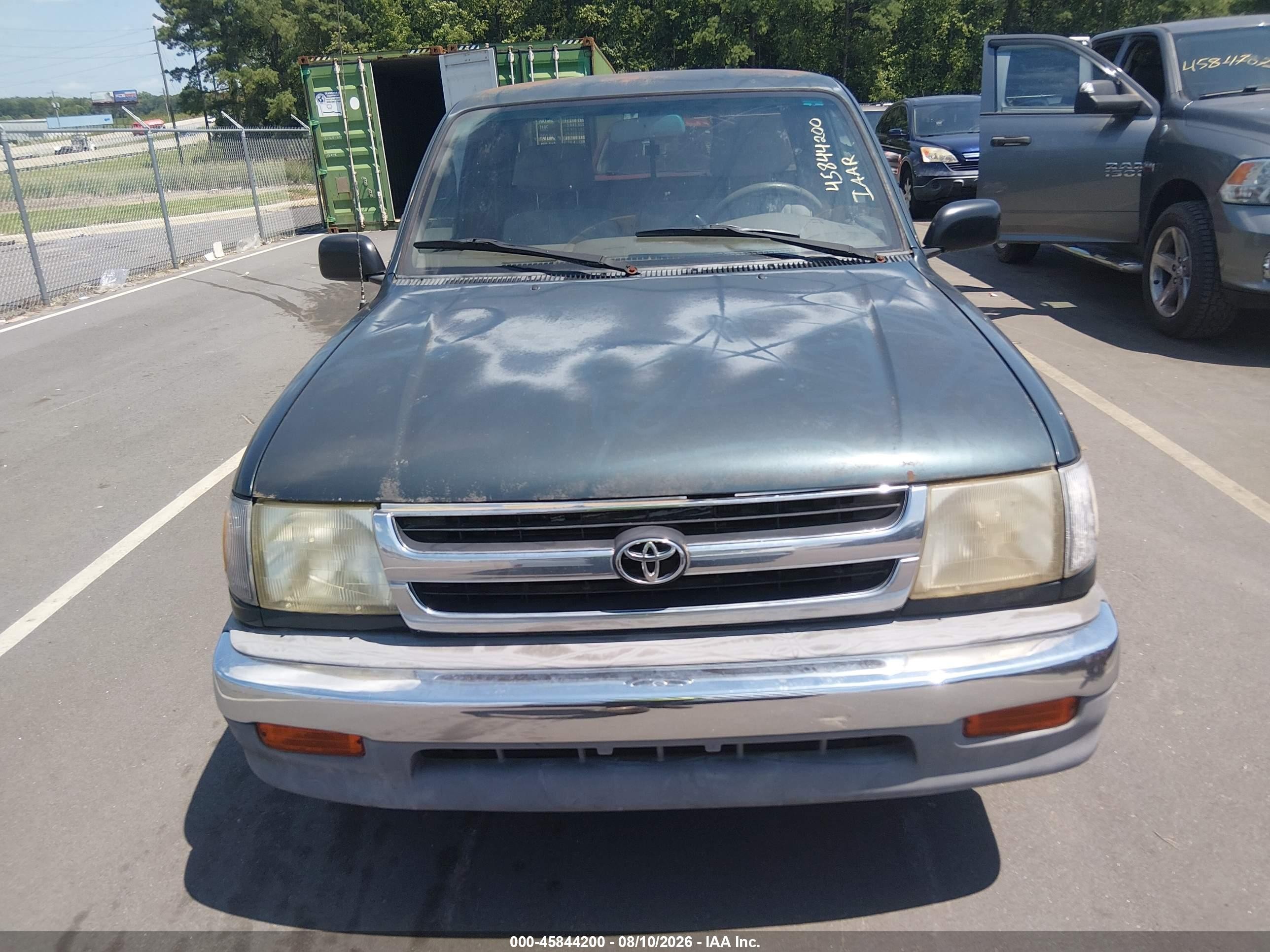 1998 Toyota Tacoma   Зеленый vin: 4TAVL52N5WZ004676