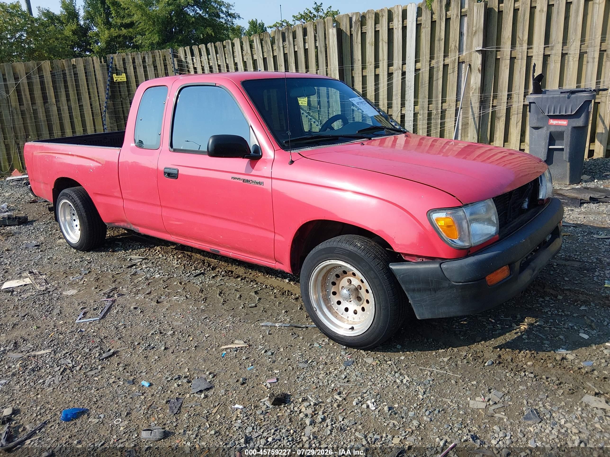 1998 Toyota Tacoma   Красный vin: 4TAVL52N5WZ053957