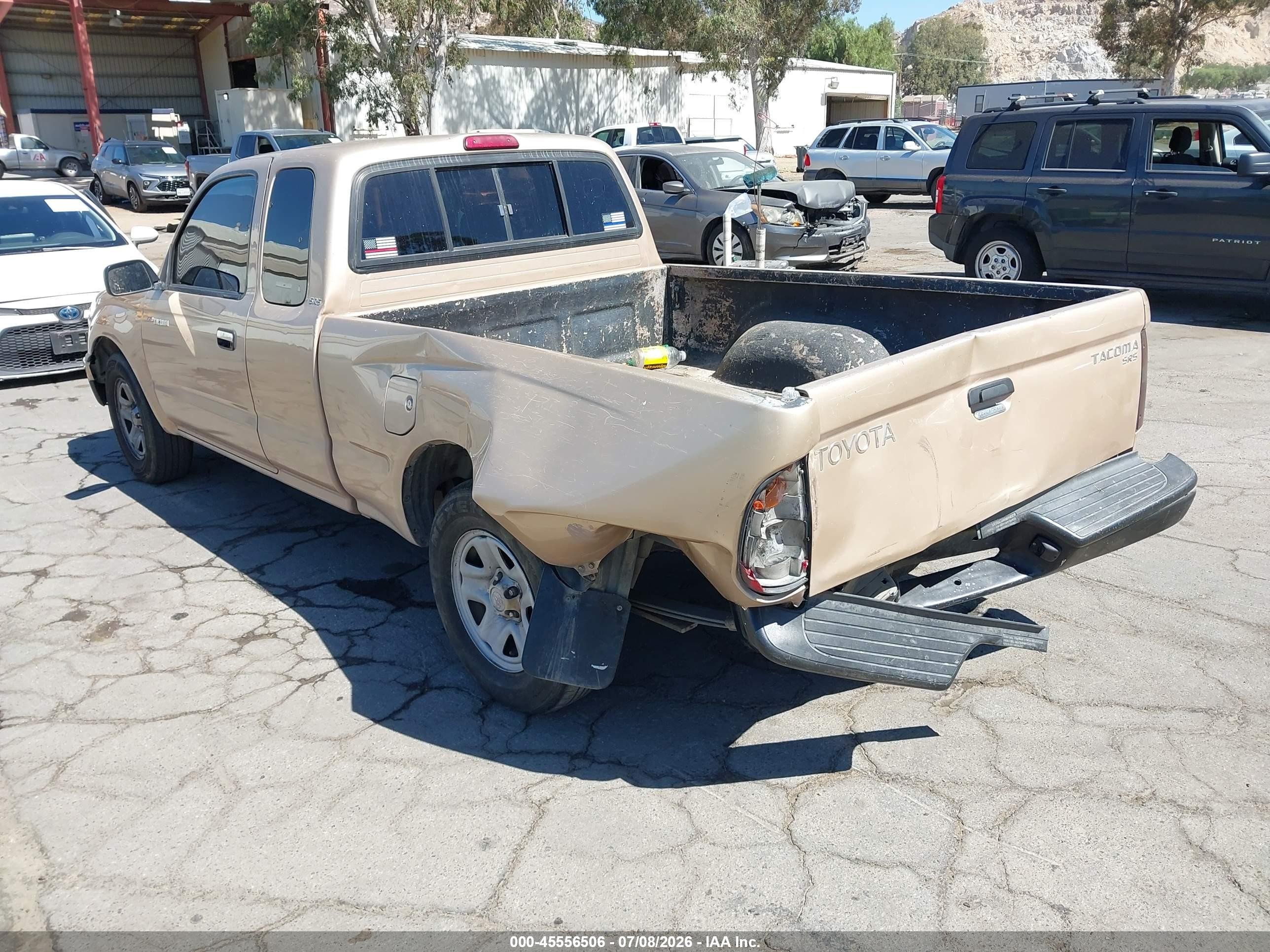 1999 Toyota Tacoma   Gold vin: 4TAVL52N5XZ504712