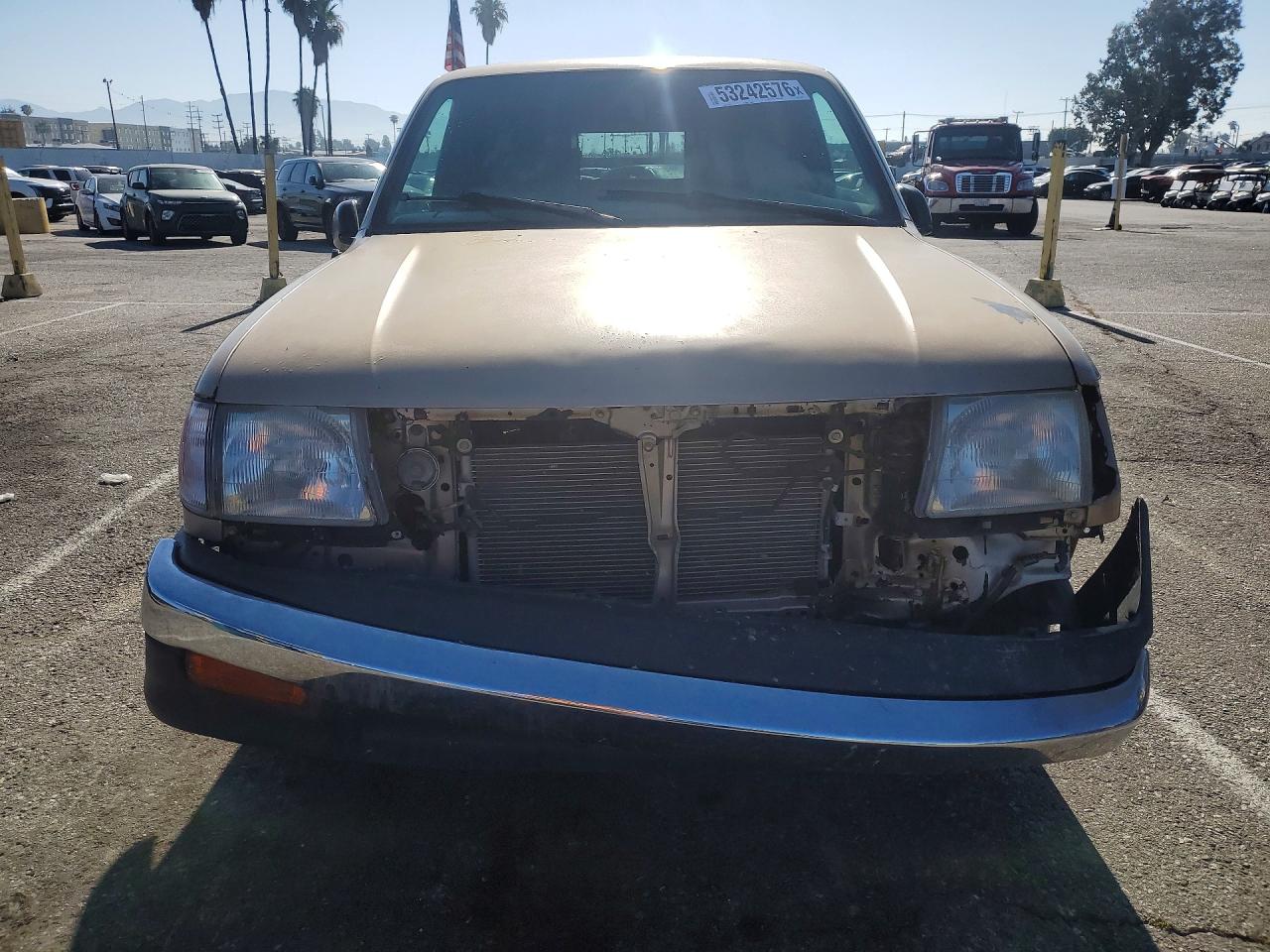 1999 Toyota Tacoma Xtracab Gold vin: 4TAVL52N5XZ567941