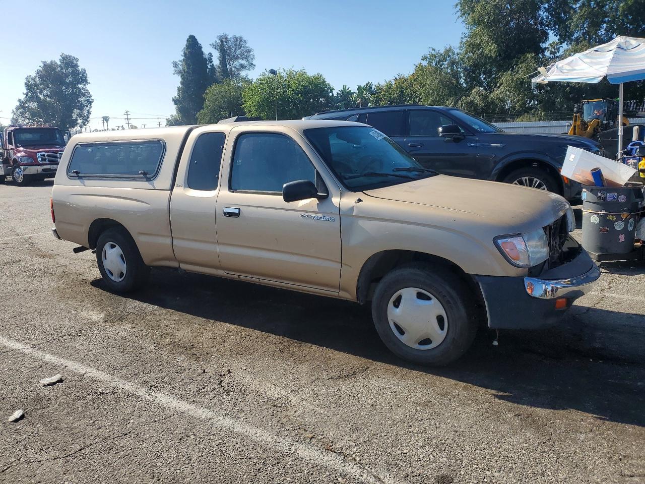 1999 Toyota Tacoma Xtracab Gold vin: 4TAVL52N5XZ567941