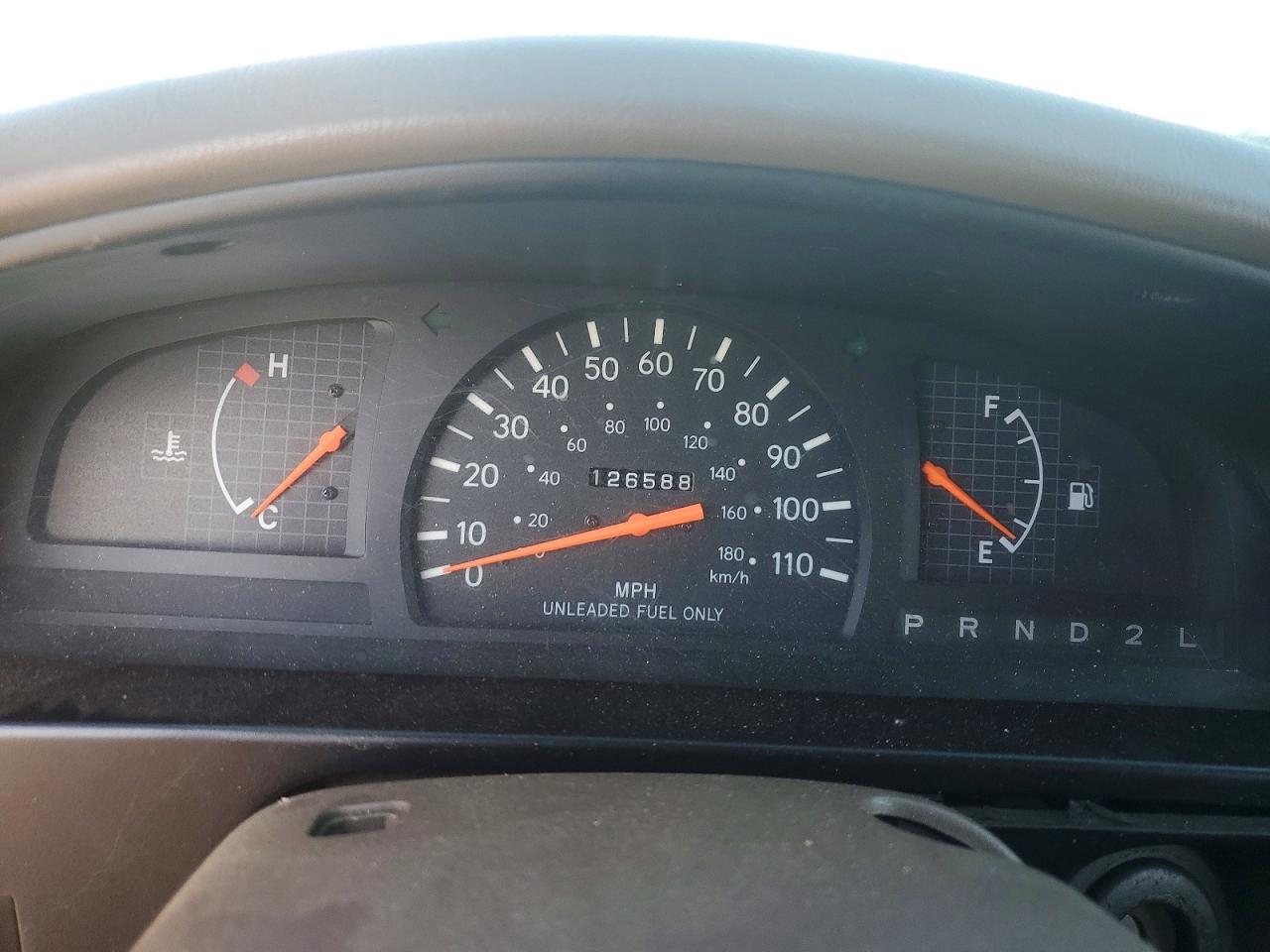 1999 Toyota Tacoma Xtracab Gold vin: 4TAVL52N5XZ567941