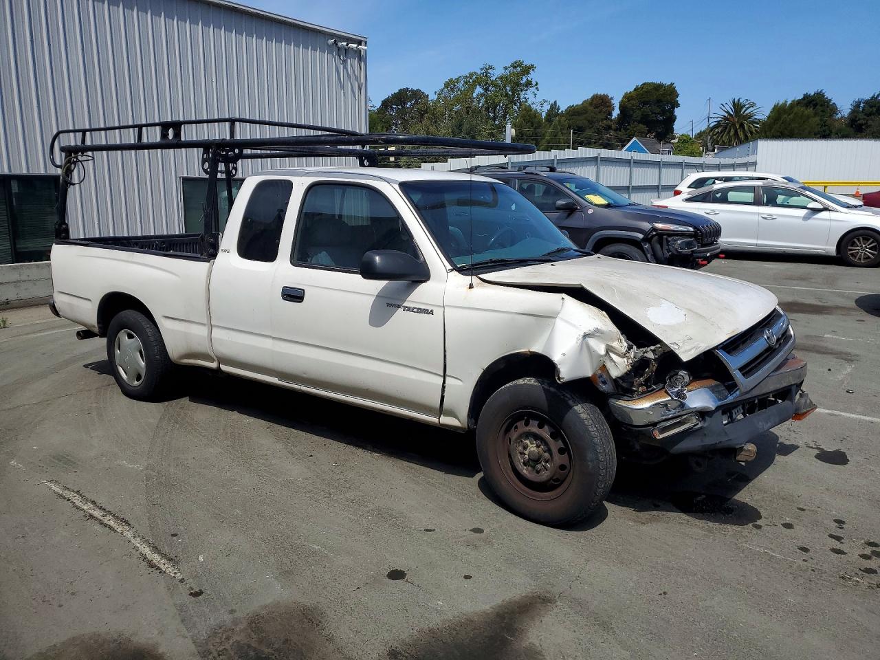2000 Toyota Tacoma Xtracab White vin: 4TAVL52N5YZ573921
