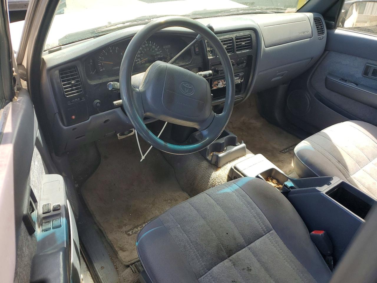 2000 Toyota Tacoma Xtracab White vin: 4TAVL52N5YZ573921