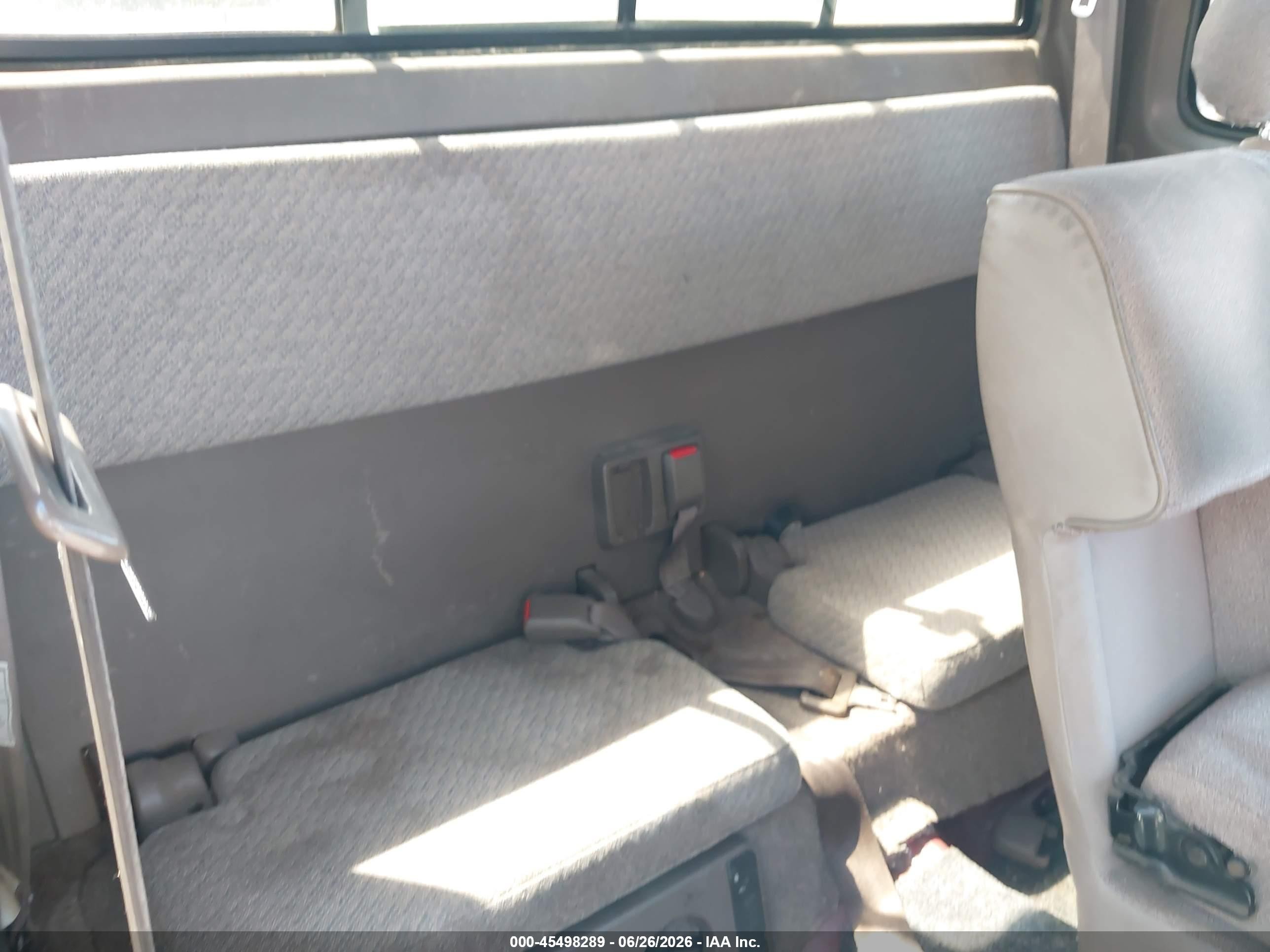 1997 Toyota Tacoma   Red vin: 4TAVL52N6VZ313488