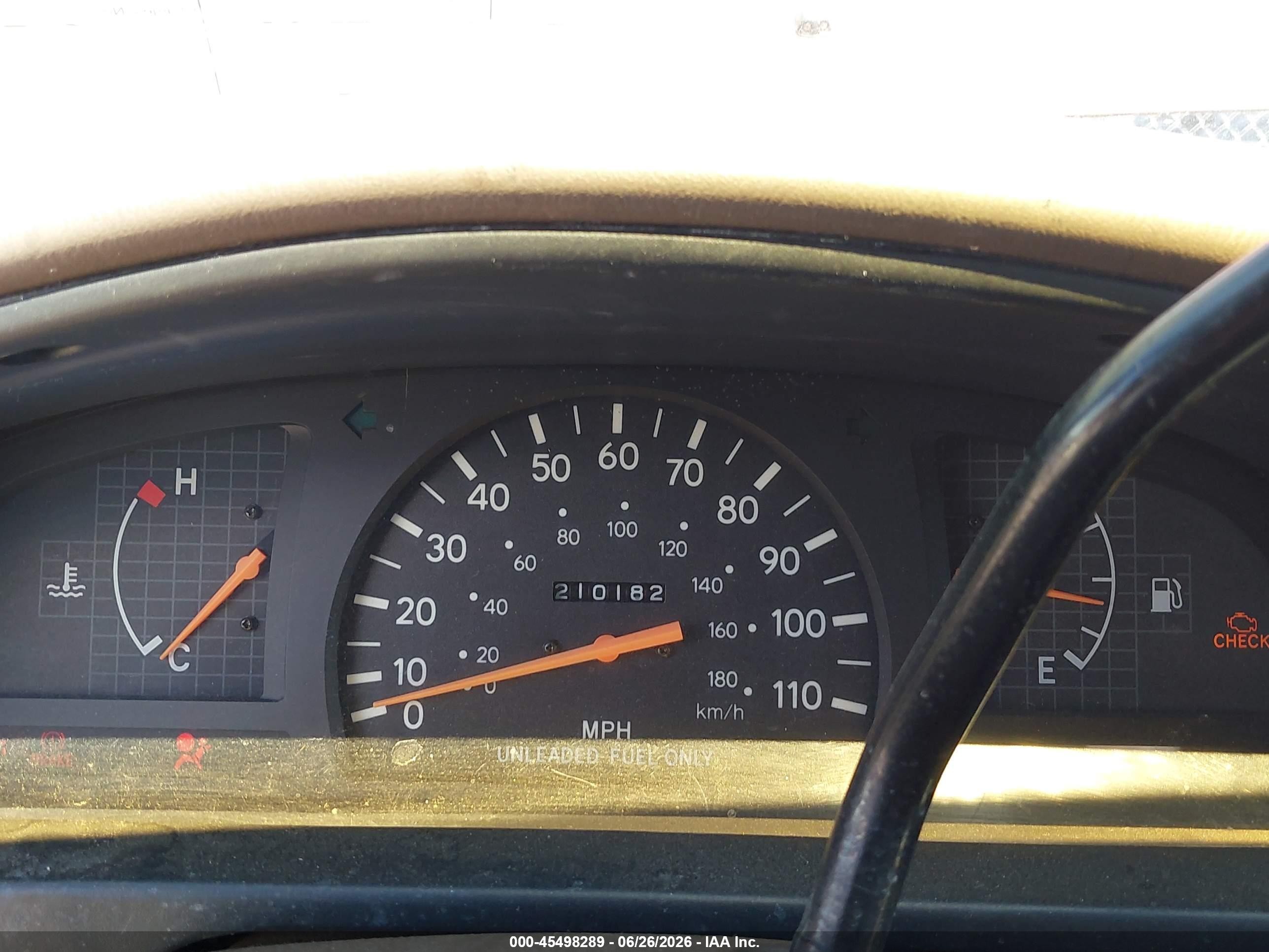 1997 Toyota Tacoma   Red vin: 4TAVL52N6VZ313488