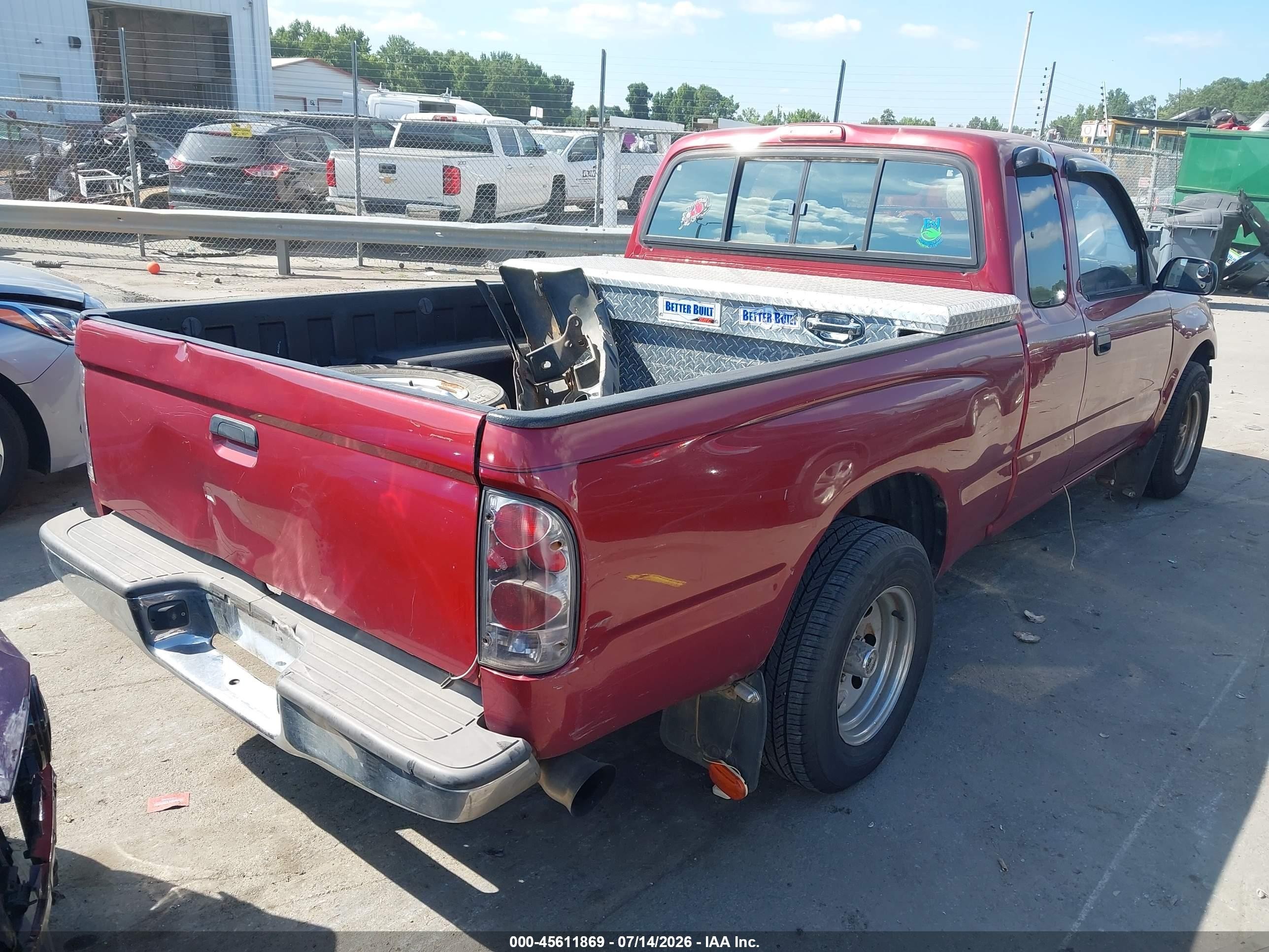 1998 Toyota Tacoma   Burgundy vin: 4TAVL52N6WZ075403
