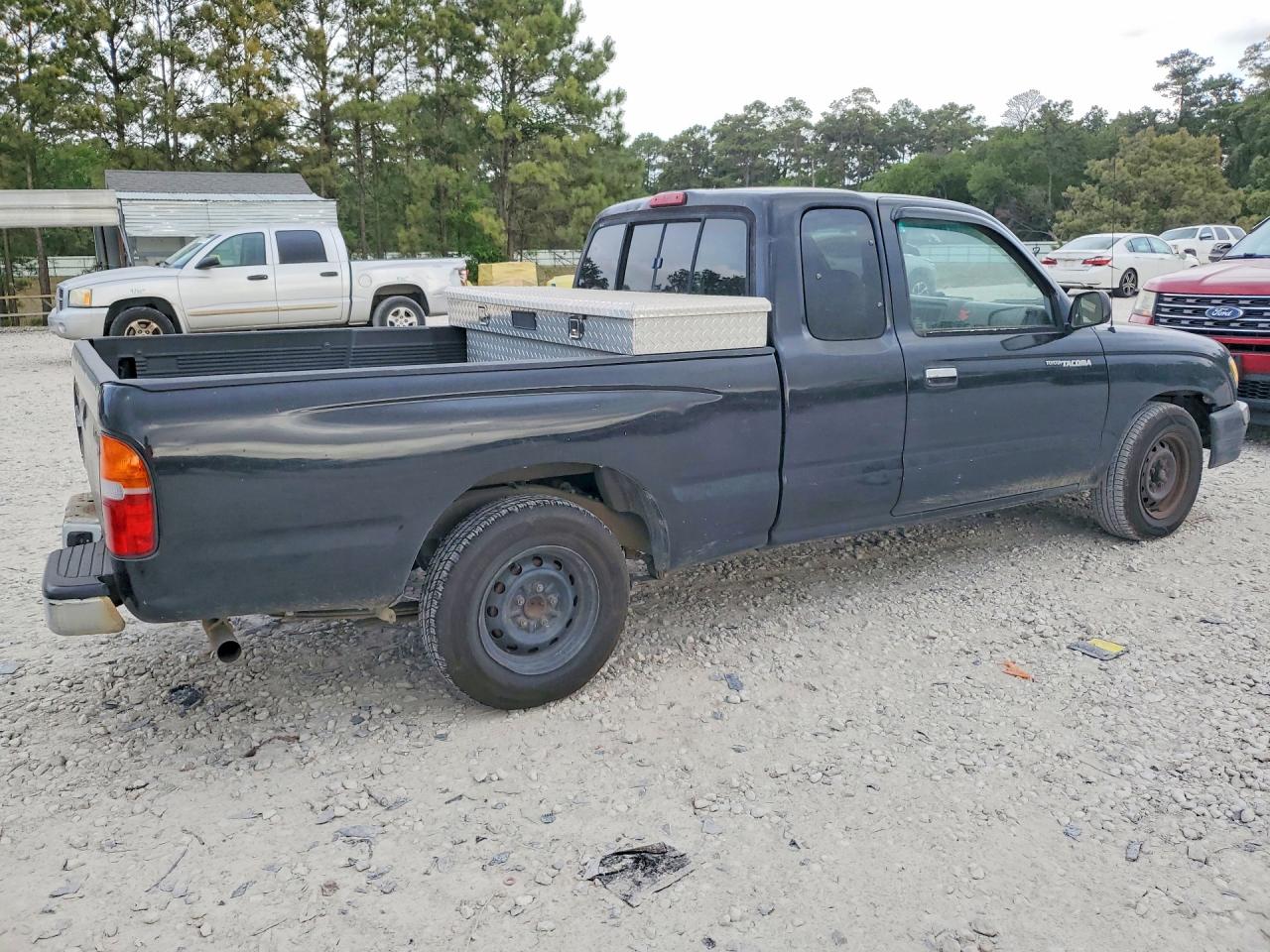 1999 Toyota Tacoma Base Black vin: 4TAVL52N6XZ527416