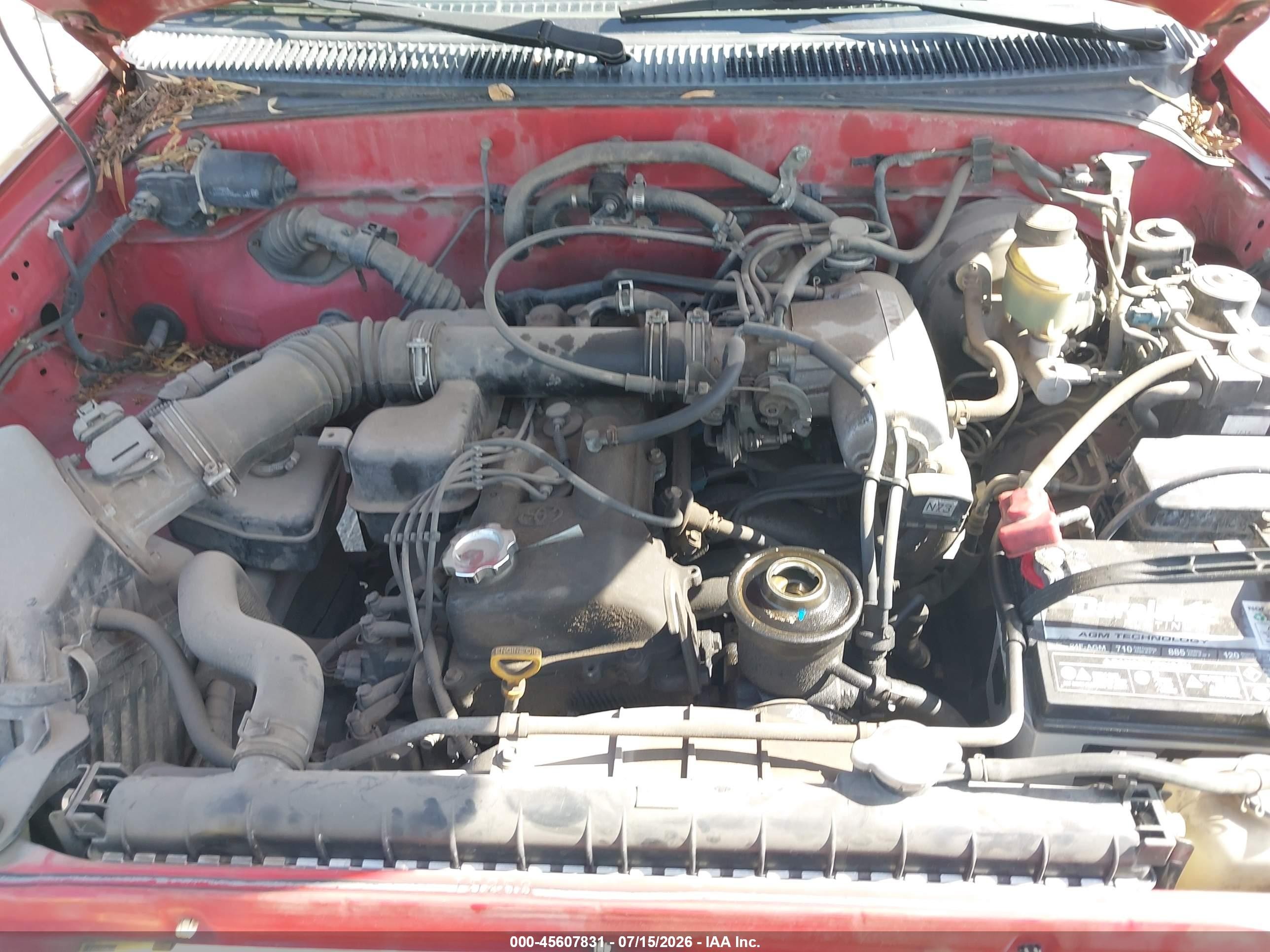 1998 Toyota Tacoma   Red vin: 4TAVL52N7WZ010558