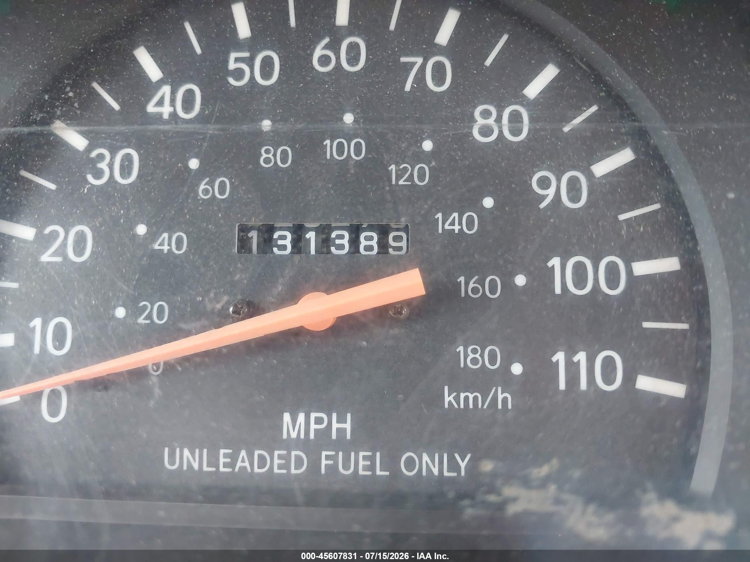 1998 Toyota Tacoma   Red vin: 4TAVL52N7WZ010558
