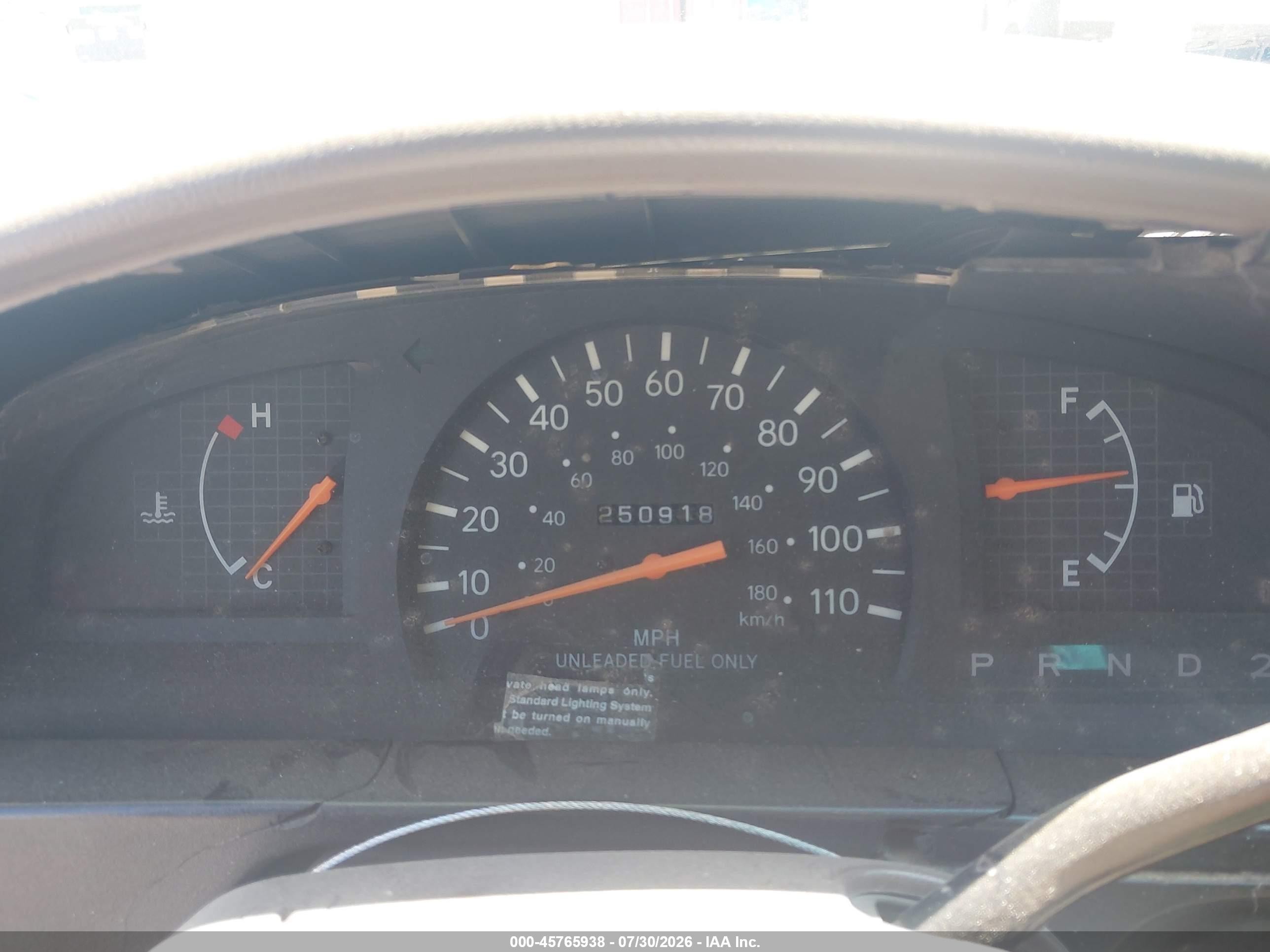 1998 Toyota Tacoma   Красный vin: 4TAVL52N7WZ030180