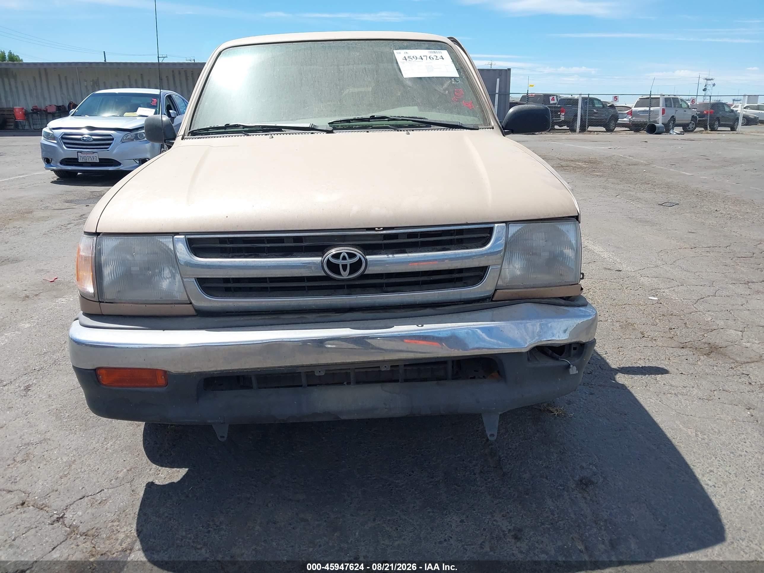 1998 Toyota Tacoma   Brown vin: 4TAVL52N7WZ031605