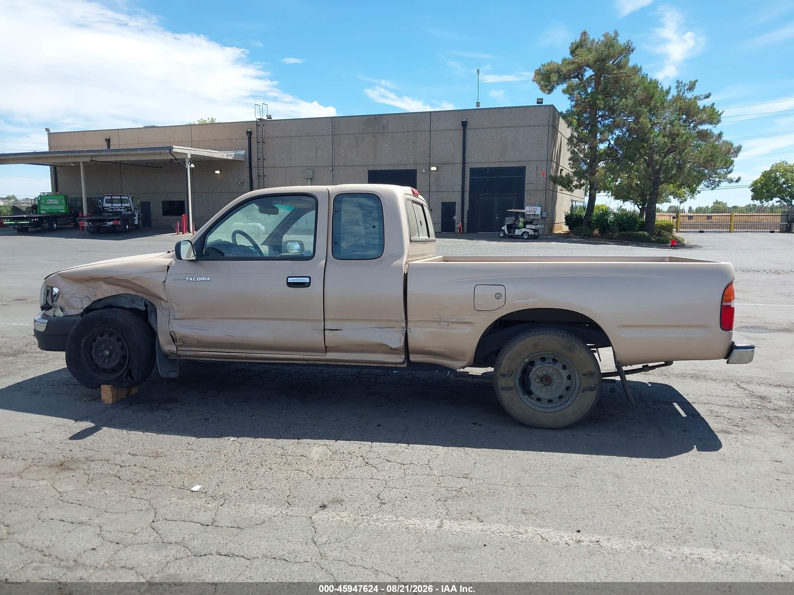 1998 Toyota Tacoma   Brown vin: 4TAVL52N7WZ031605
