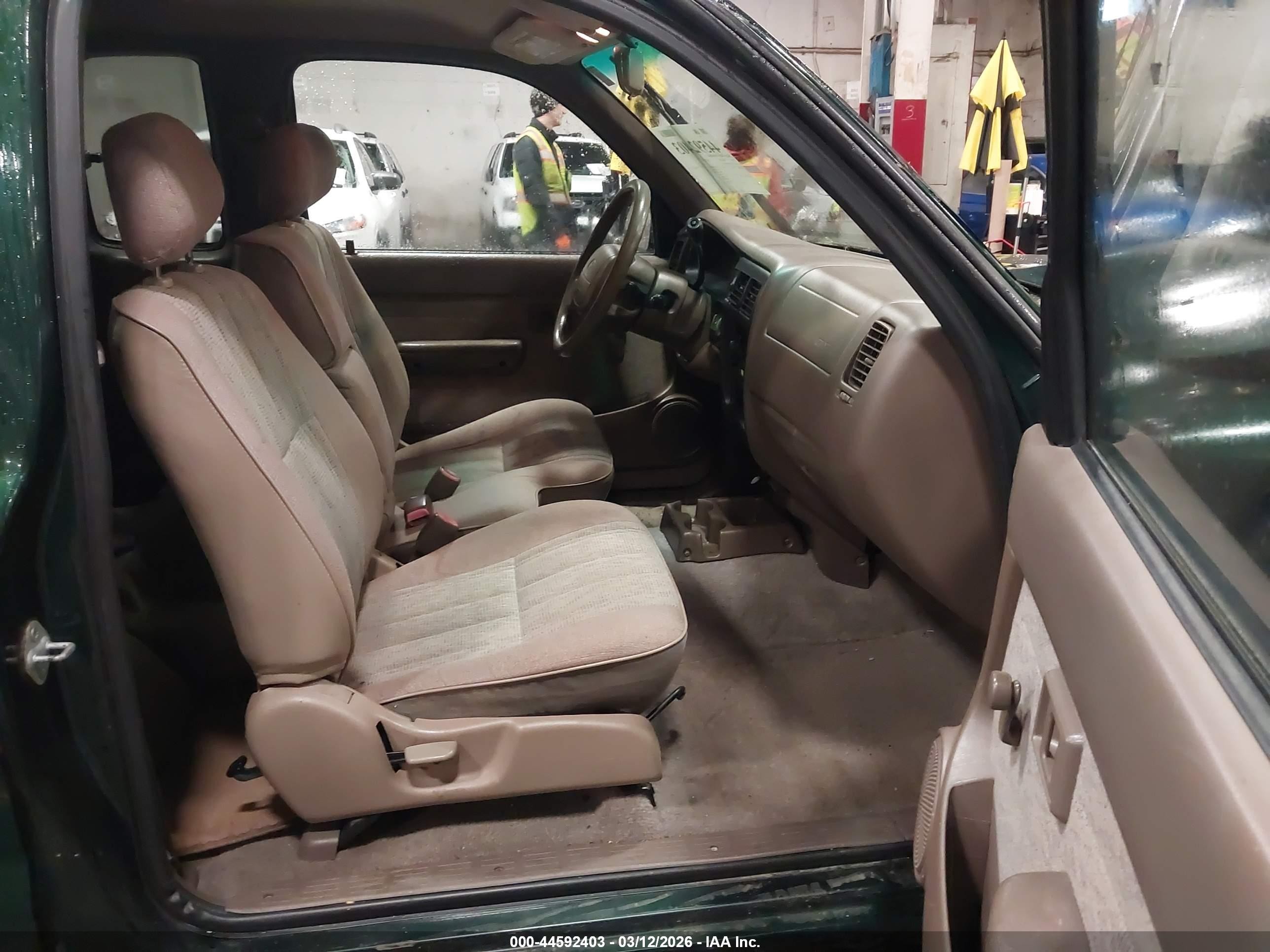 1999 Toyota Tacoma   Green vin: 4TAVL52N7XZ404319