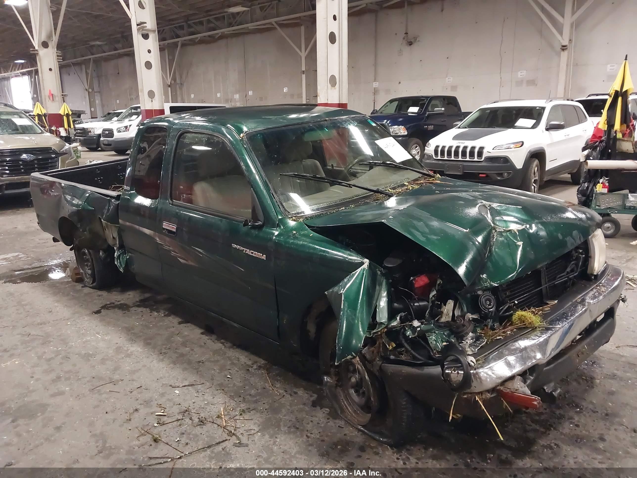 1999 Toyota Tacoma   Green vin: 4TAVL52N7XZ404319