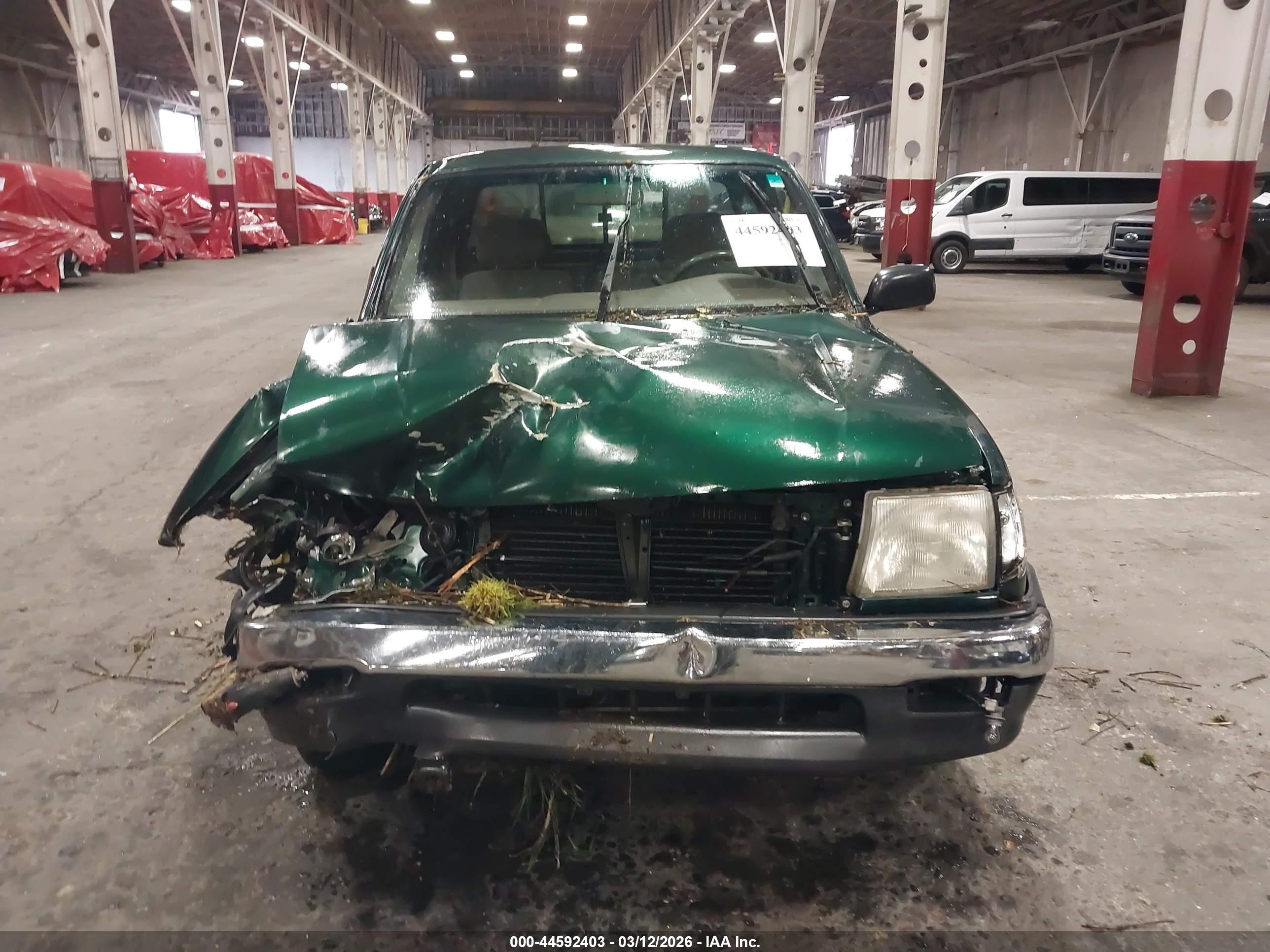 1999 Toyota Tacoma   Green vin: 4TAVL52N7XZ404319