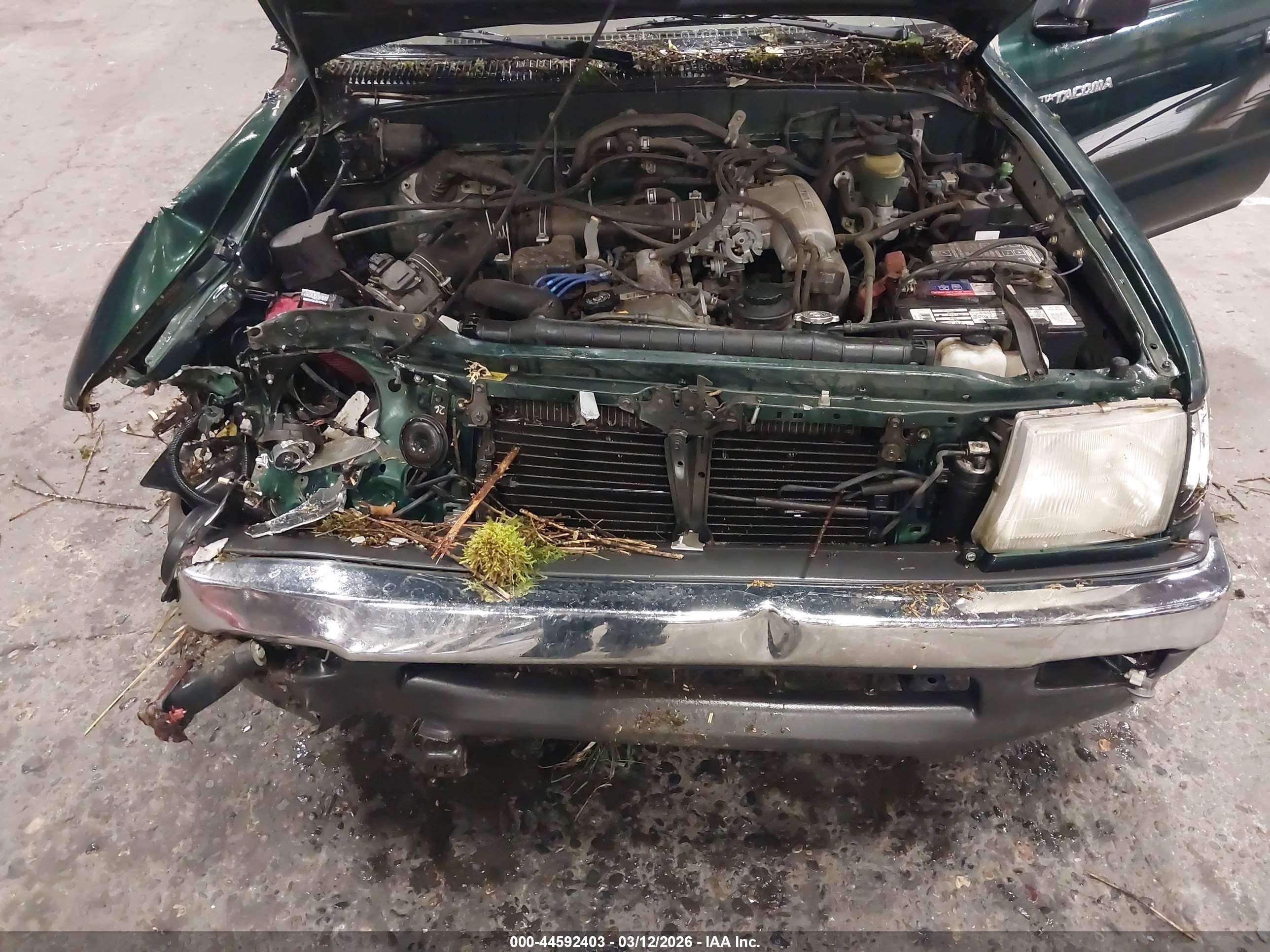 1999 Toyota Tacoma   Green vin: 4TAVL52N7XZ404319