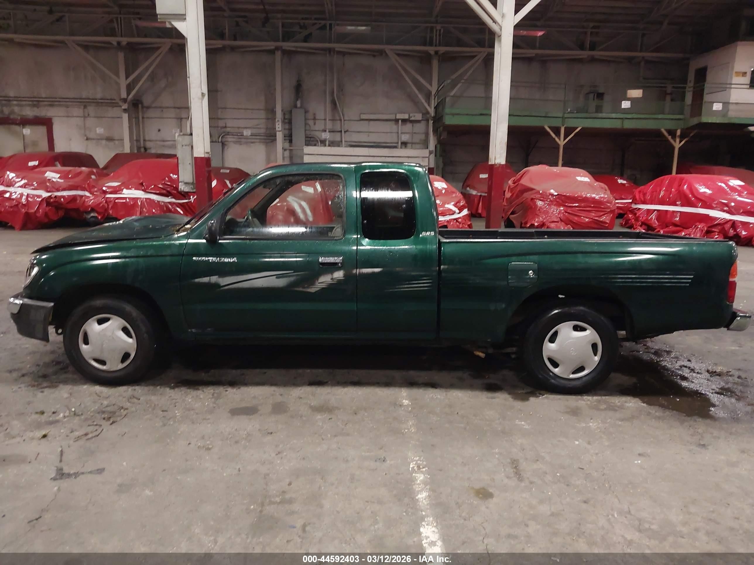1999 Toyota Tacoma   Green vin: 4TAVL52N7XZ404319