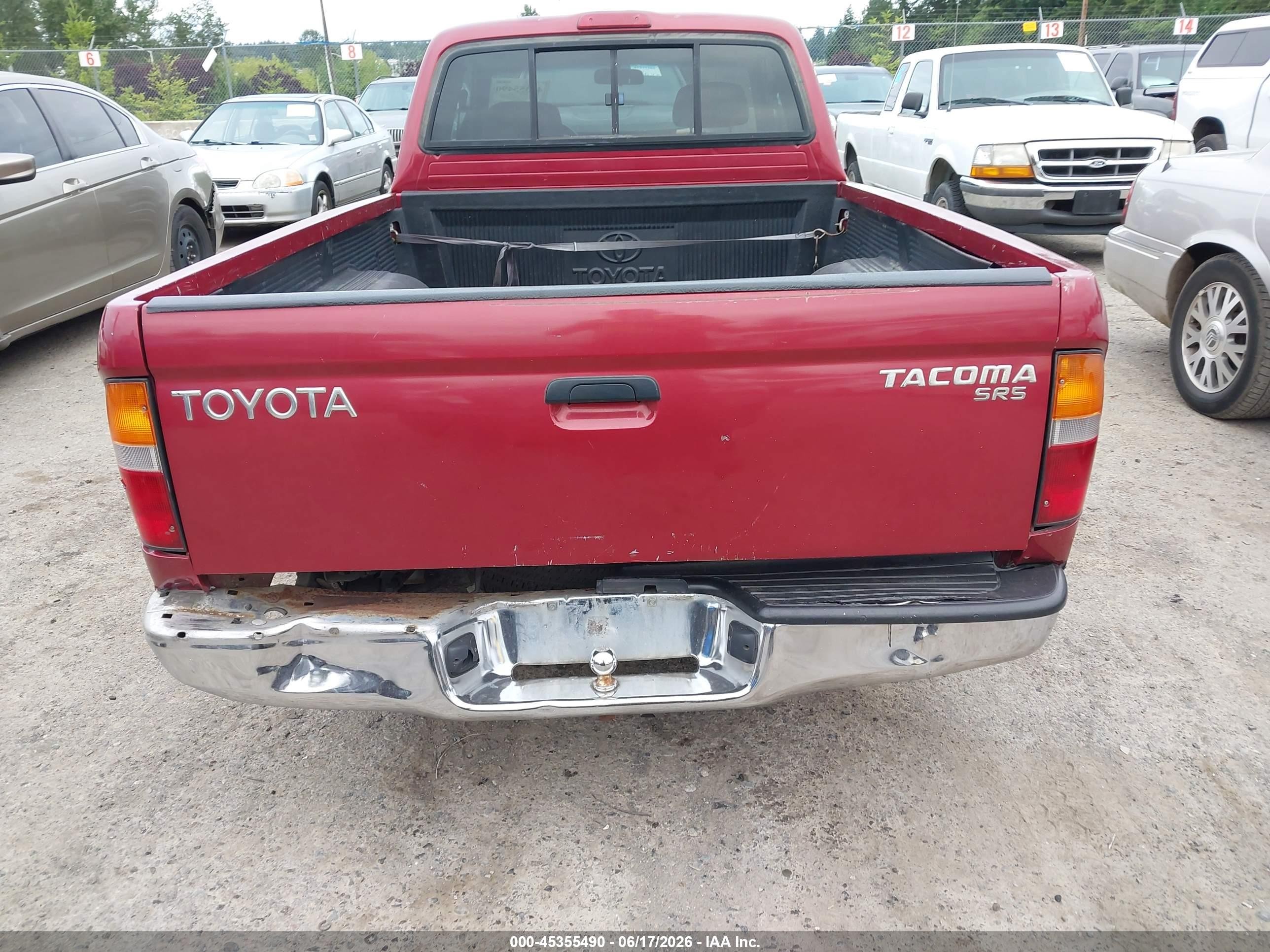 1999 Toyota Tacoma   Red vin: 4TAVL52N7XZ453875