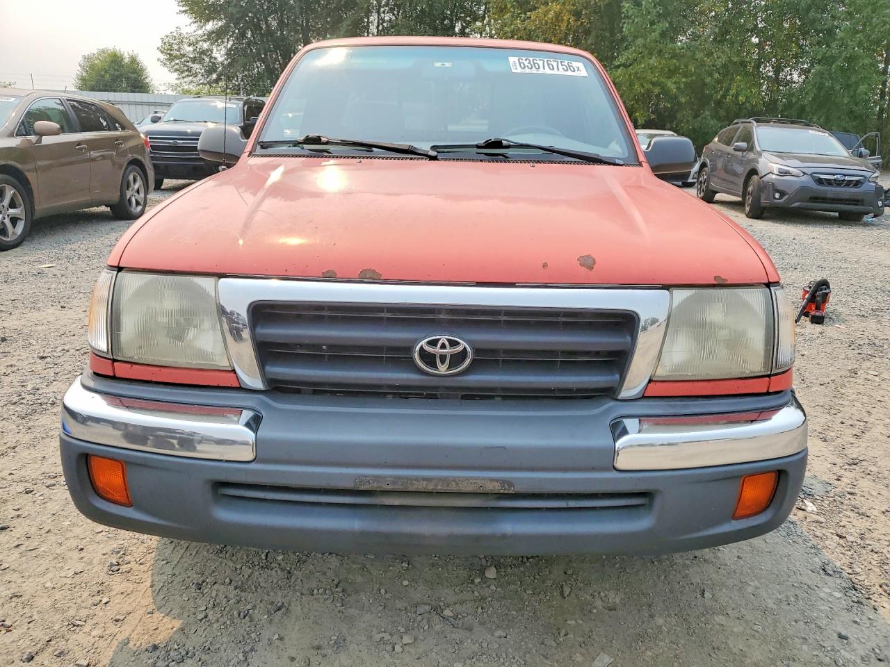 2000 Toyota Tacoma Base Red vin: 4TAVL52N7YZ642690