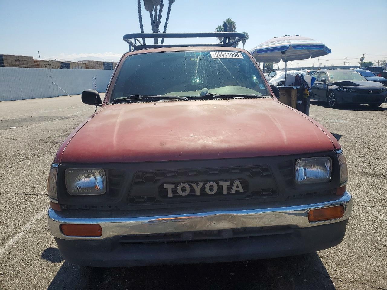 1996 Toyota Tacoma Xtracab Burgundy vin: 4TAVL52N8TZ099455