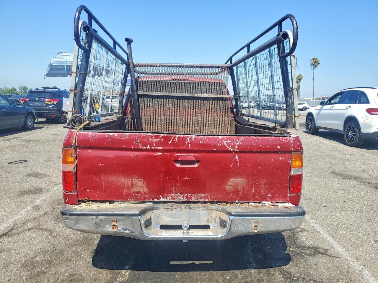 1996 Toyota Tacoma Xtracab Burgundy vin: 4TAVL52N8TZ099455