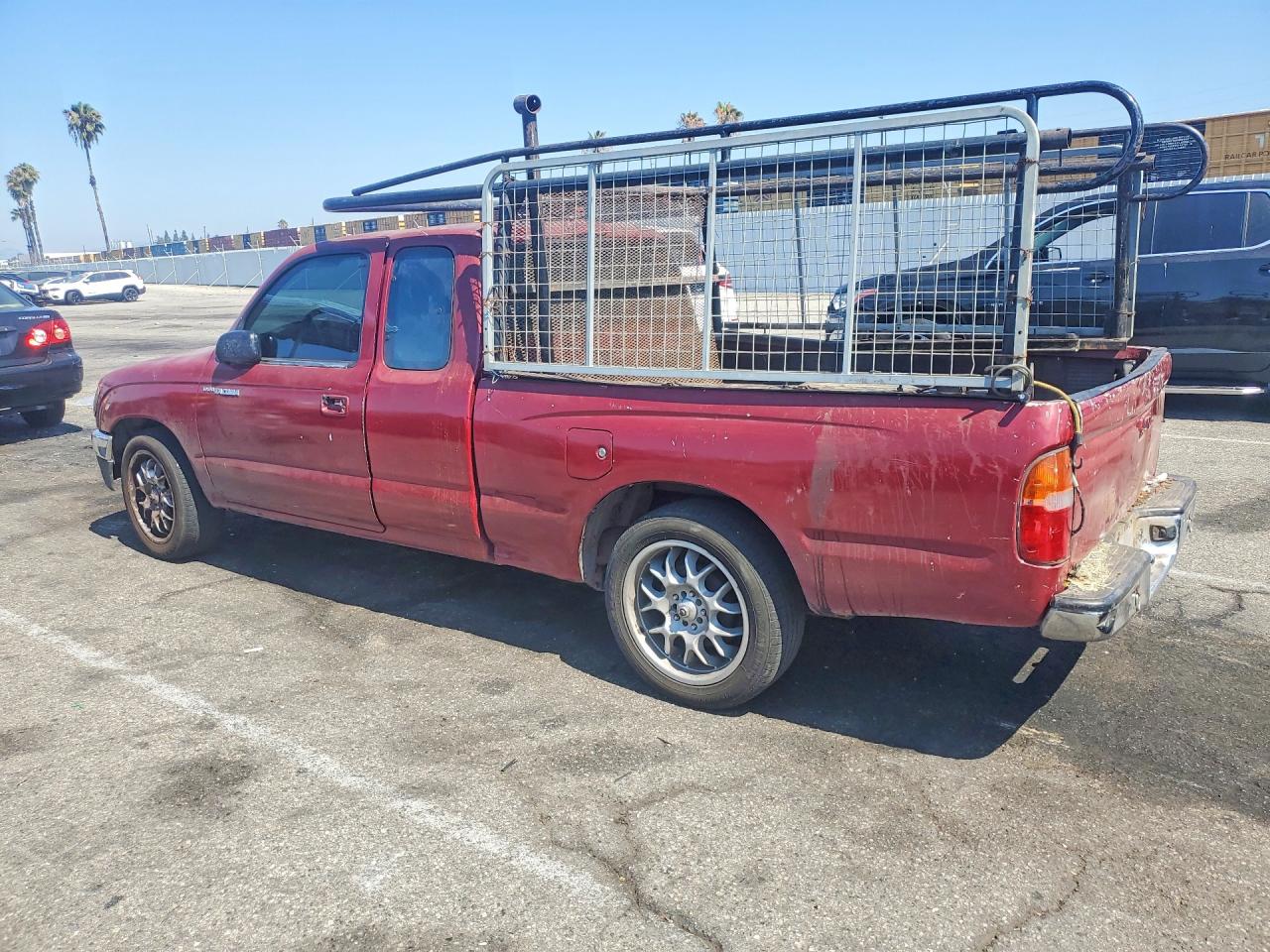 1996 Toyota Tacoma Xtracab Burgundy vin: 4TAVL52N8TZ099455