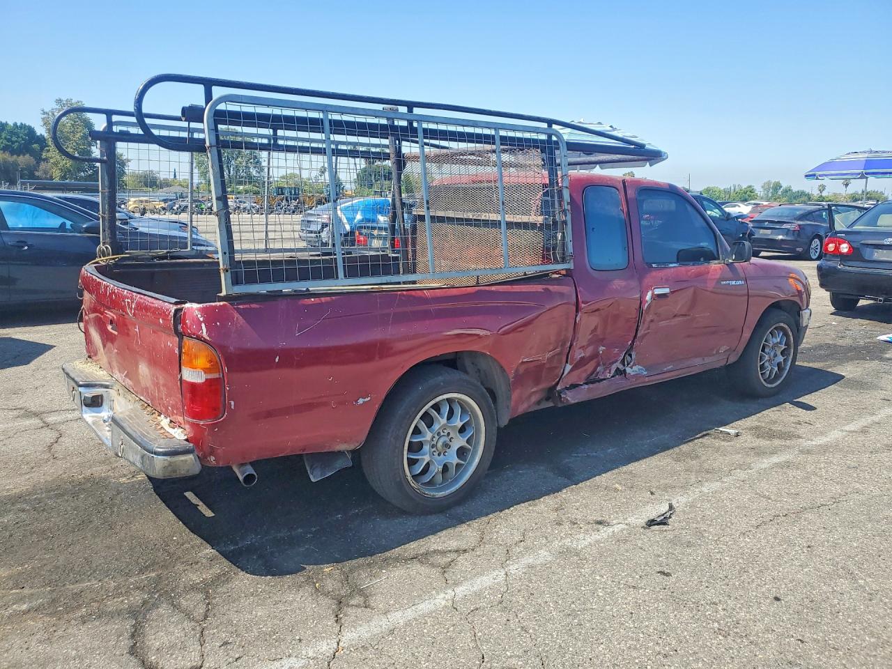 1996 Toyota Tacoma Xtracab Burgundy vin: 4TAVL52N8TZ099455