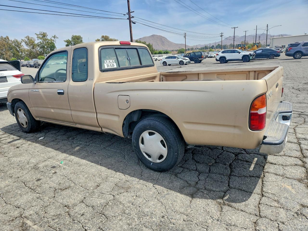 1998 Toyota Tacoma Base Brown vin: 4TAVL52N8WZ164745