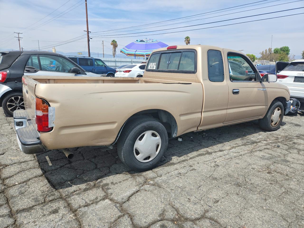 1998 Toyota Tacoma Base Brown vin: 4TAVL52N8WZ164745