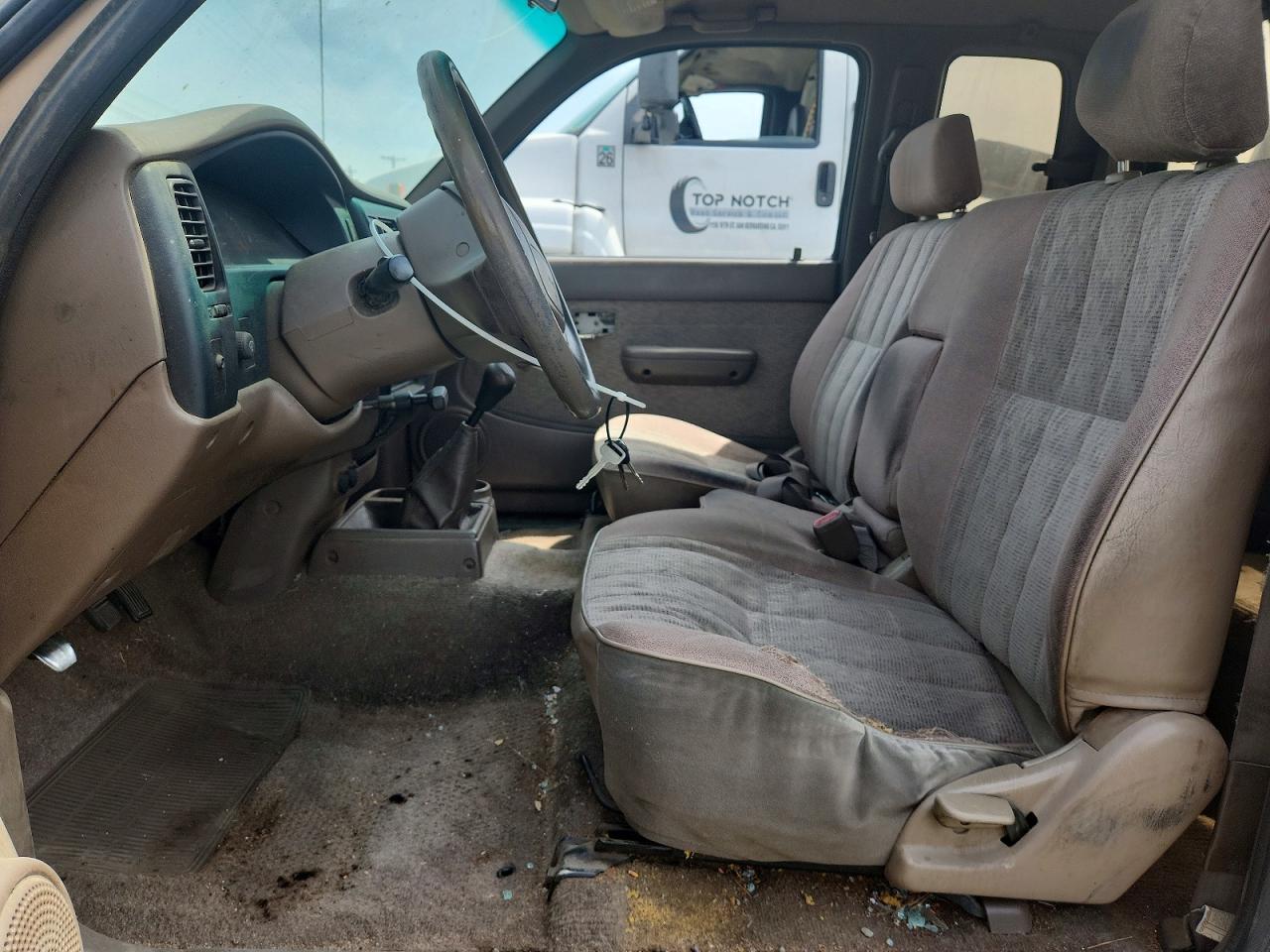 1998 Toyota Tacoma Base Brown vin: 4TAVL52N8WZ164745