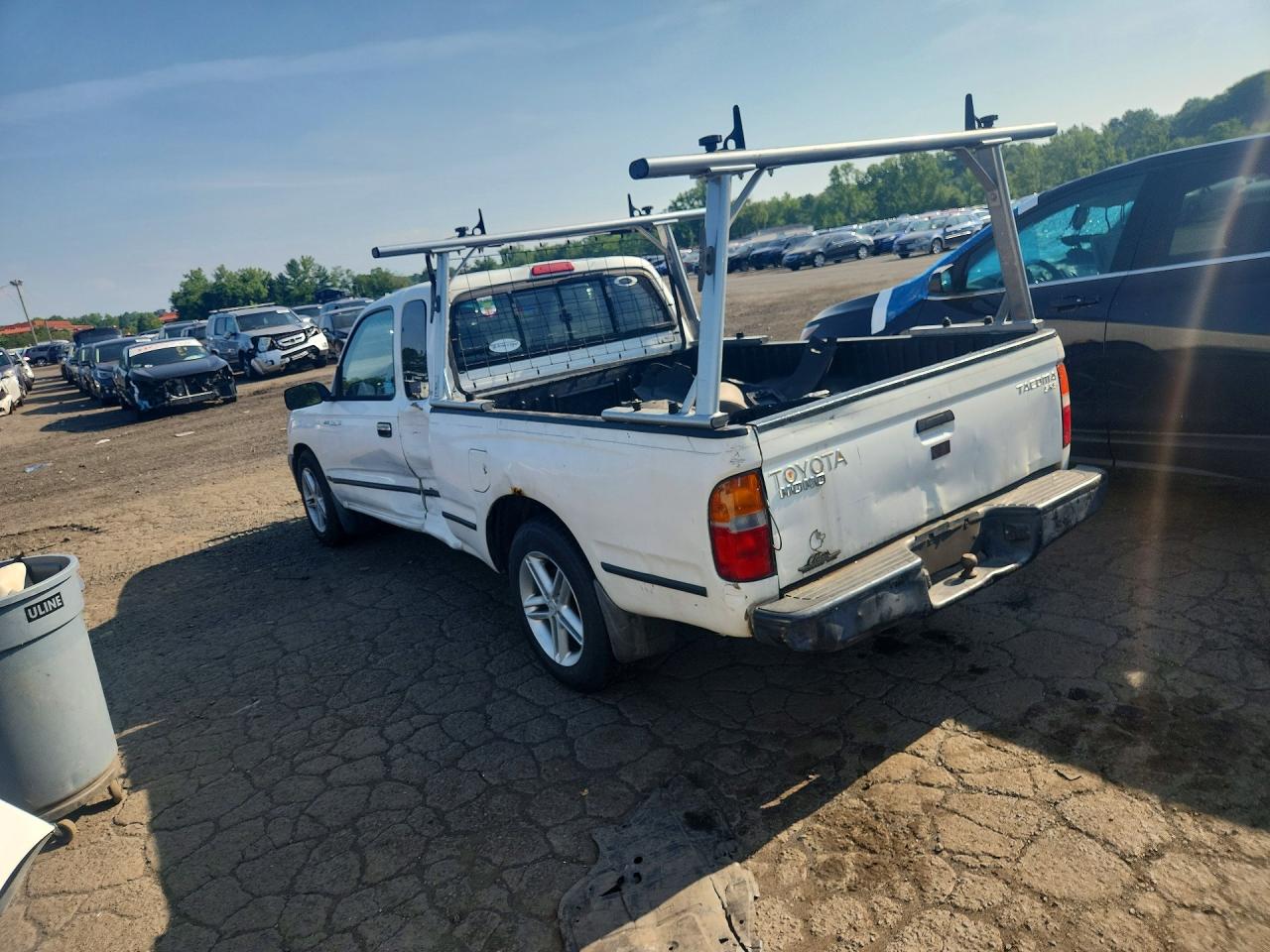 1999 Toyota Tacoma Xtracab White vin: 4TAVL52N8XZ445476