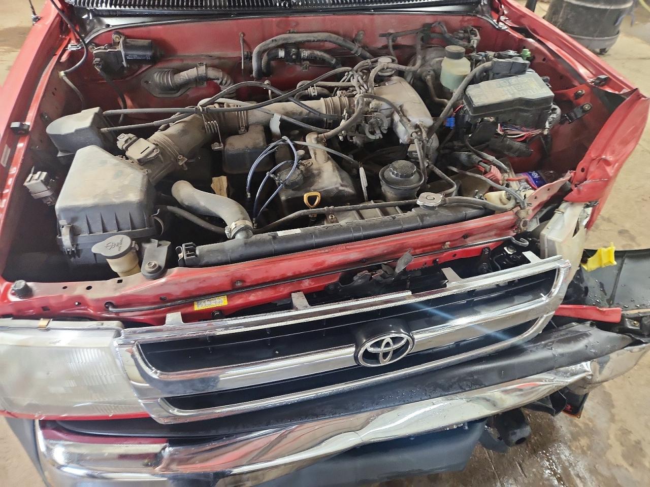1999 Toyota Tacoma Xtracab Red vin: 4TAVL52N8XZ510701