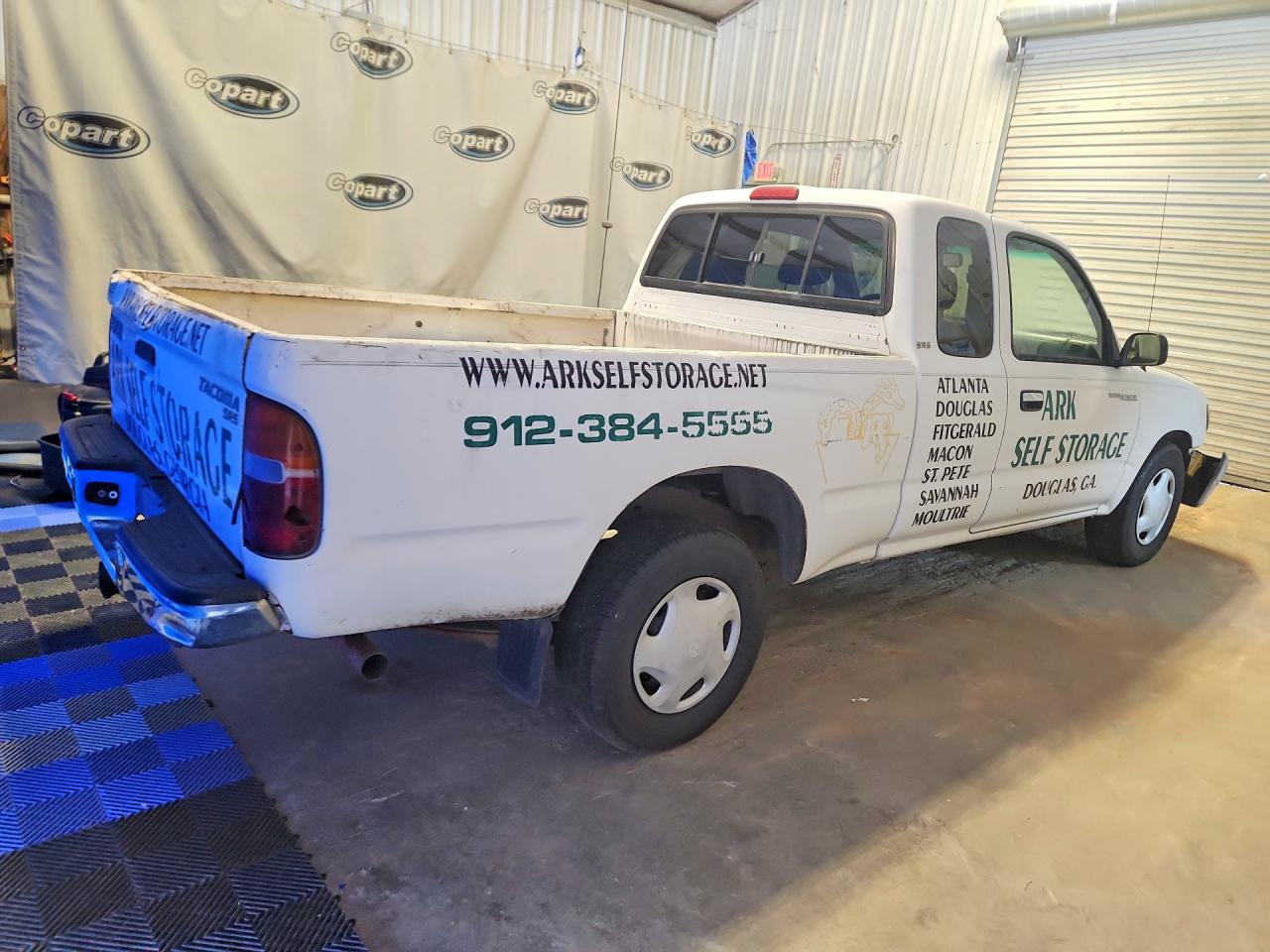 1999 Toyota Tacoma Base White vin: 4TAVL52N8XZ533797
