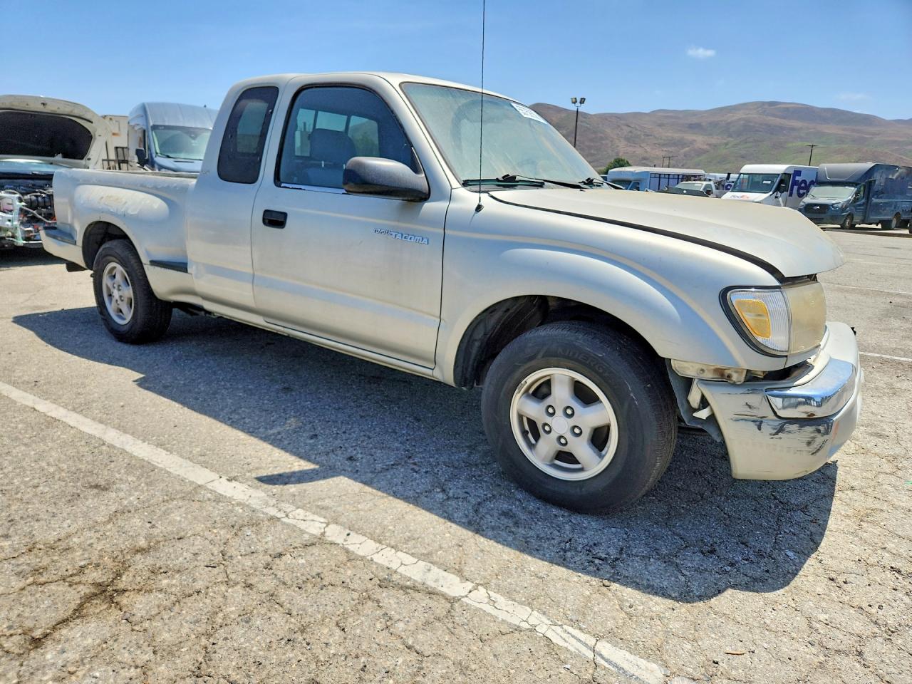 2000 Toyota Tacoma Xtracab Silver vin: 4TAVL52N8YZ679828