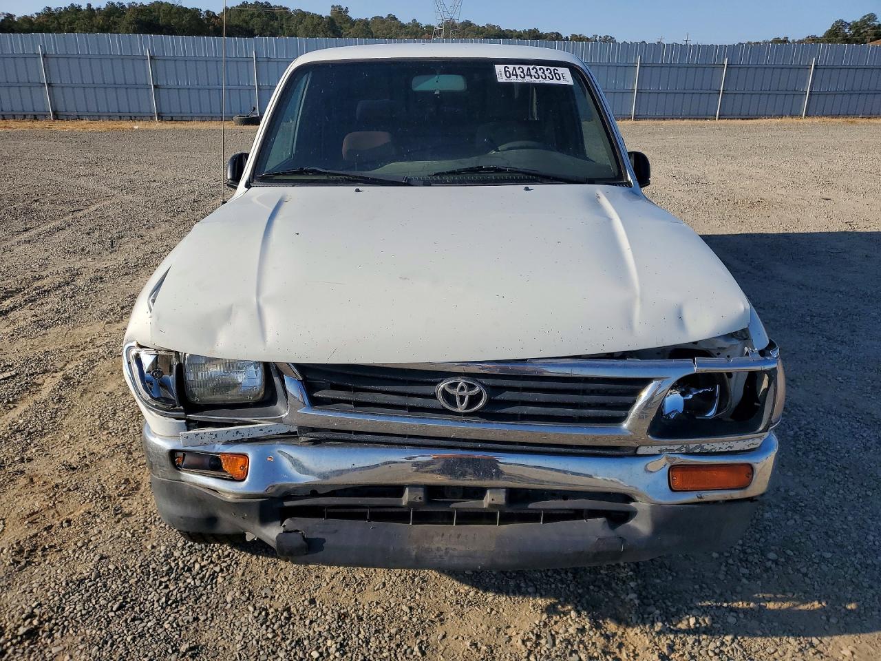 1996 Toyota Tacoma Base Белый vin: 4TAVL52N9TZ093602