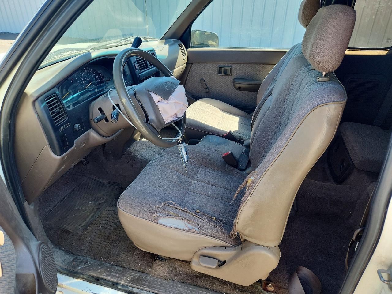 1996 Toyota Tacoma Base Белый vin: 4TAVL52N9TZ093602
