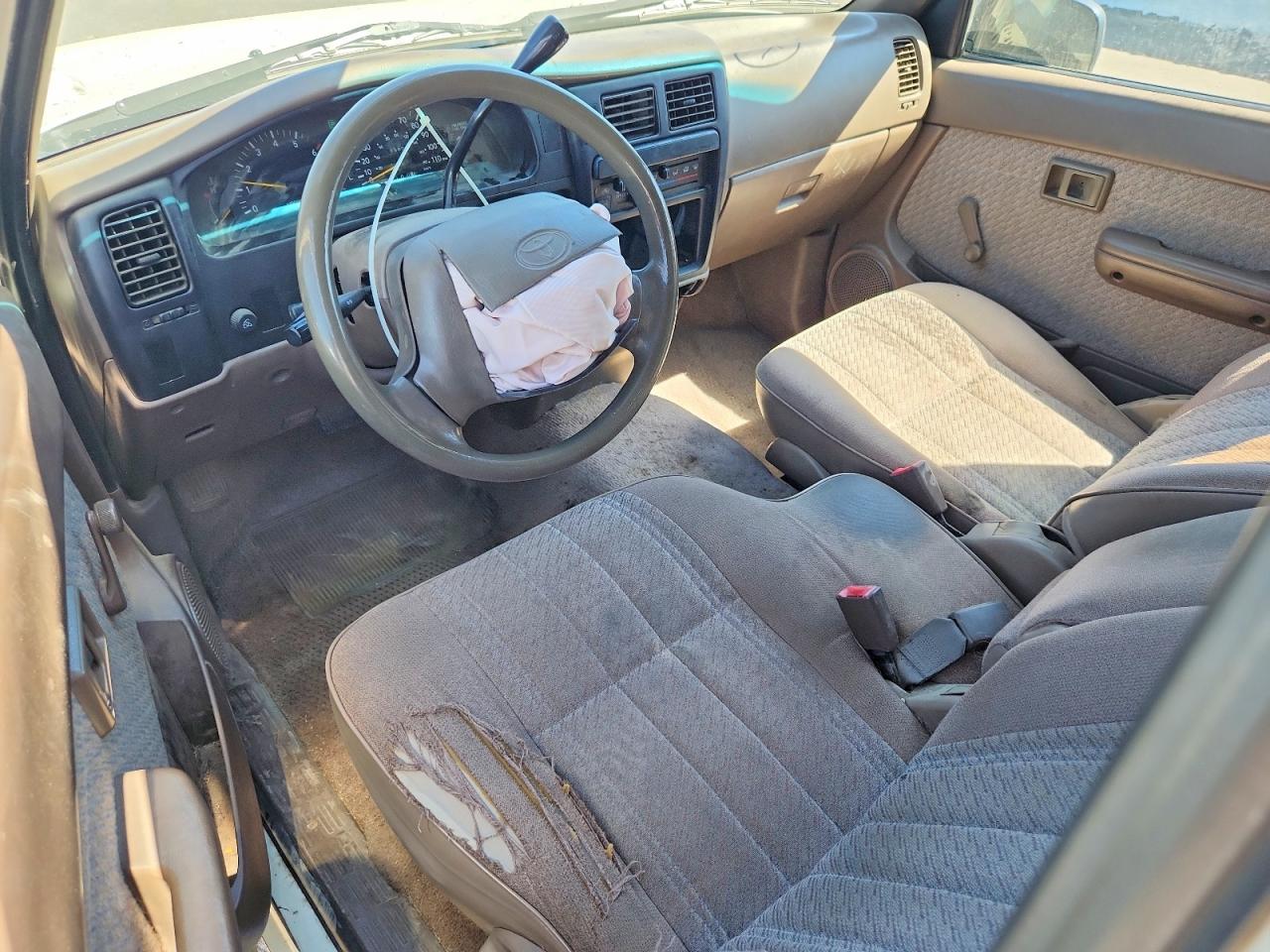 1996 Toyota Tacoma Base Белый vin: 4TAVL52N9TZ093602