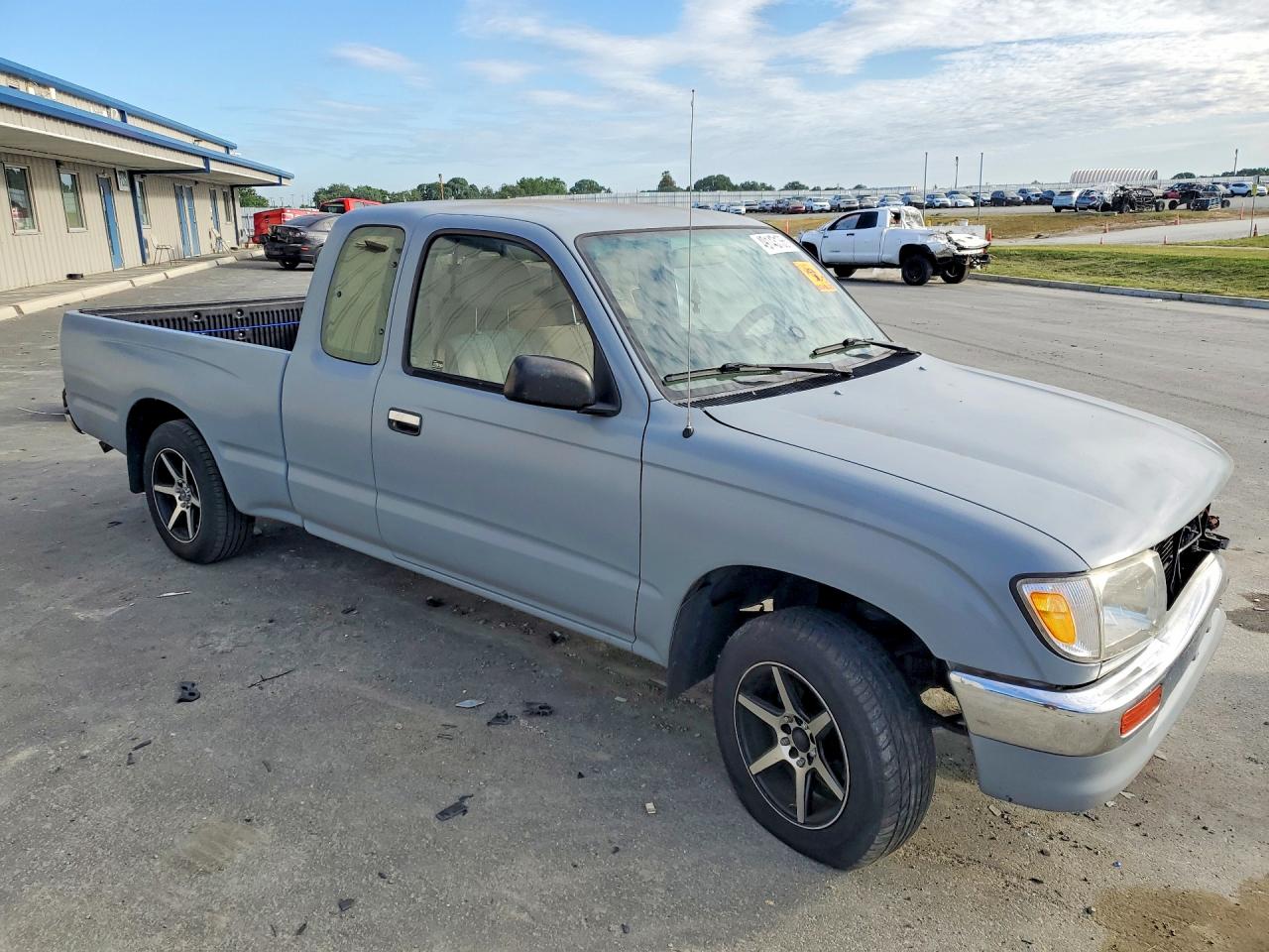 1997 Toyota Tacoma Xtracab Gray vin: 4TAVL52N9VZ256963