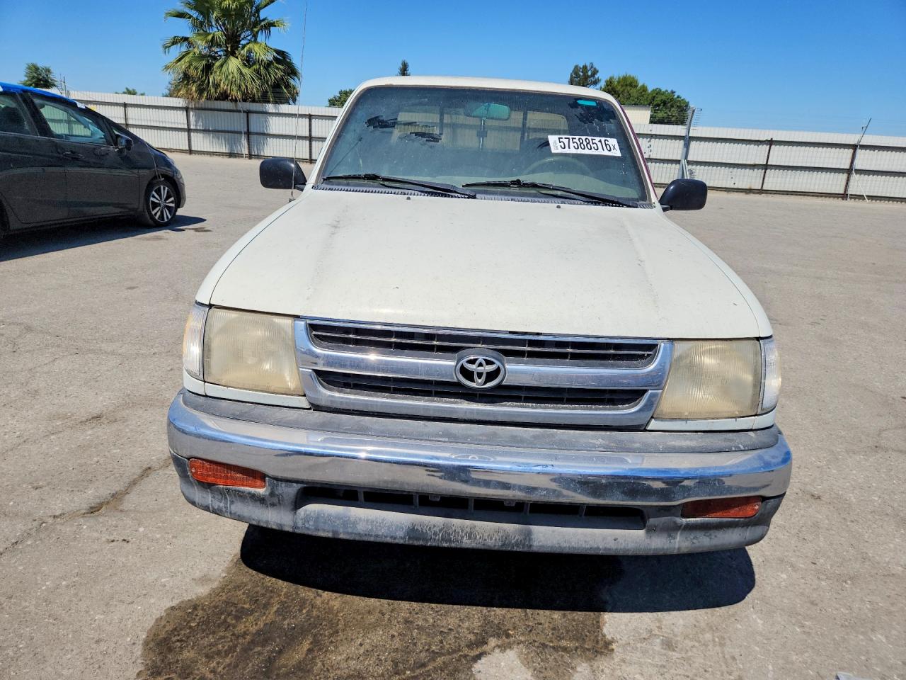 1998 Toyota Tacoma Xtracab White vin: 4TAVL52N9WZ016510
