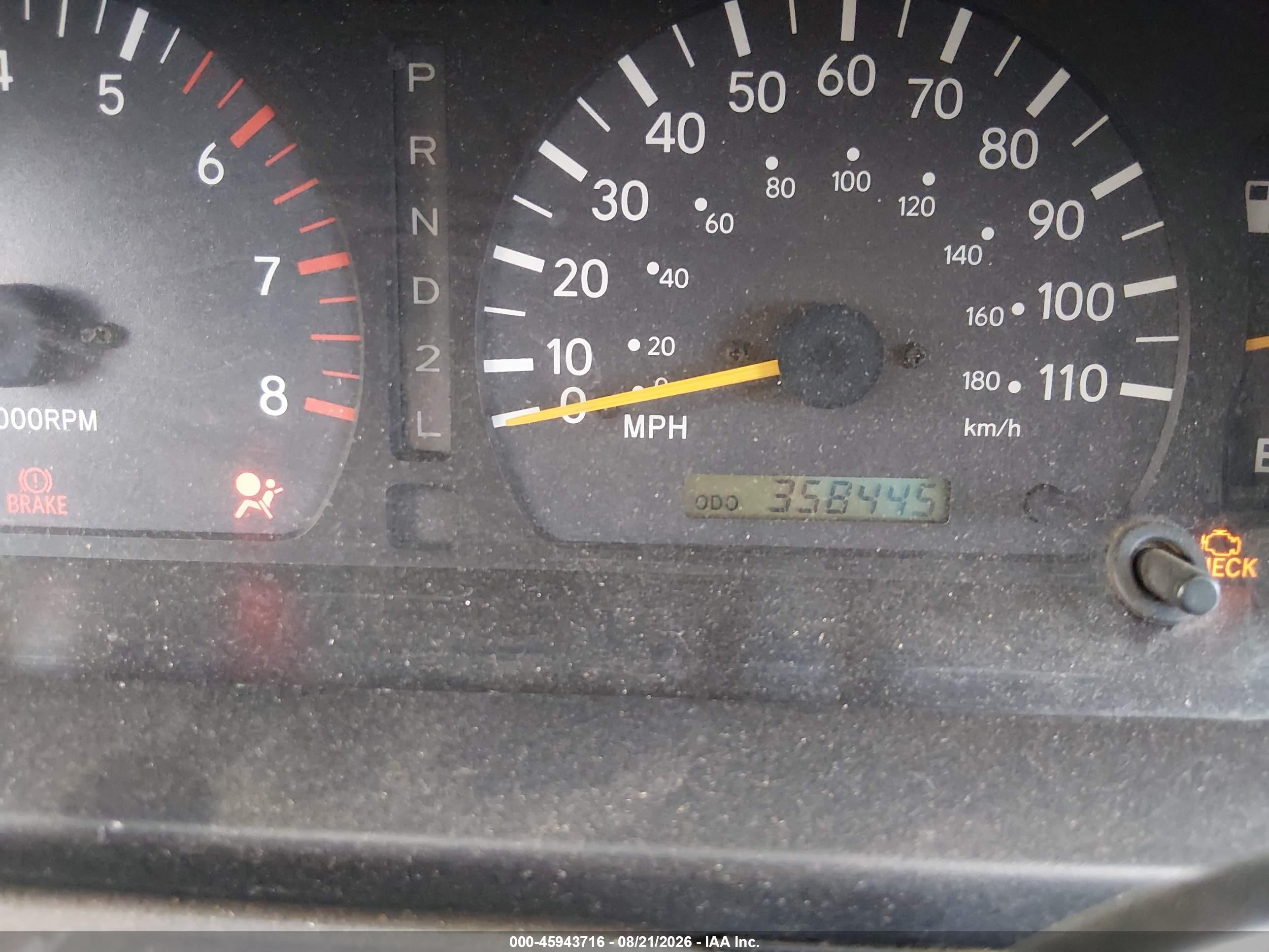 1999 Toyota Tacoma   White vin: 4TAVL52N9XZ416908