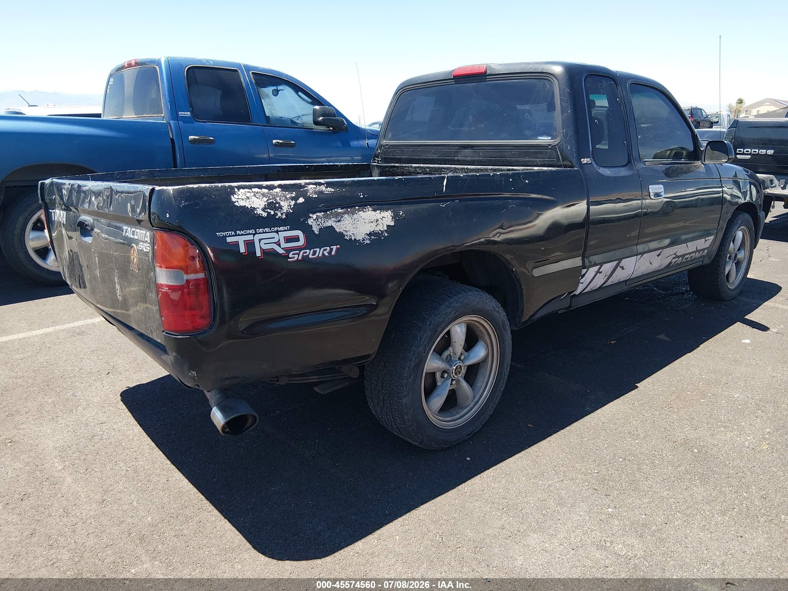 2000 Toyota Tacoma   Черный vin: 4TAVL52N9YZ579298