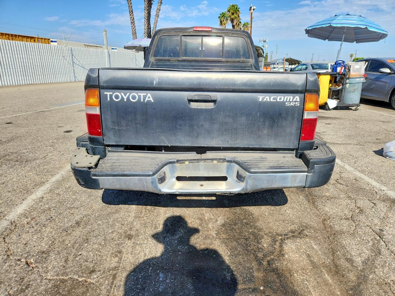 2000 Toyota Tacoma Base Black vin: 4TAVL52N9YZ671012