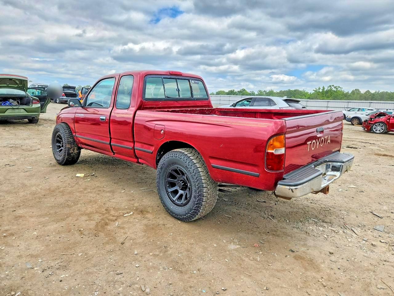 1996 Toyota Tacoma Xtracab Red vin: 4TAVL52NXTZ086240