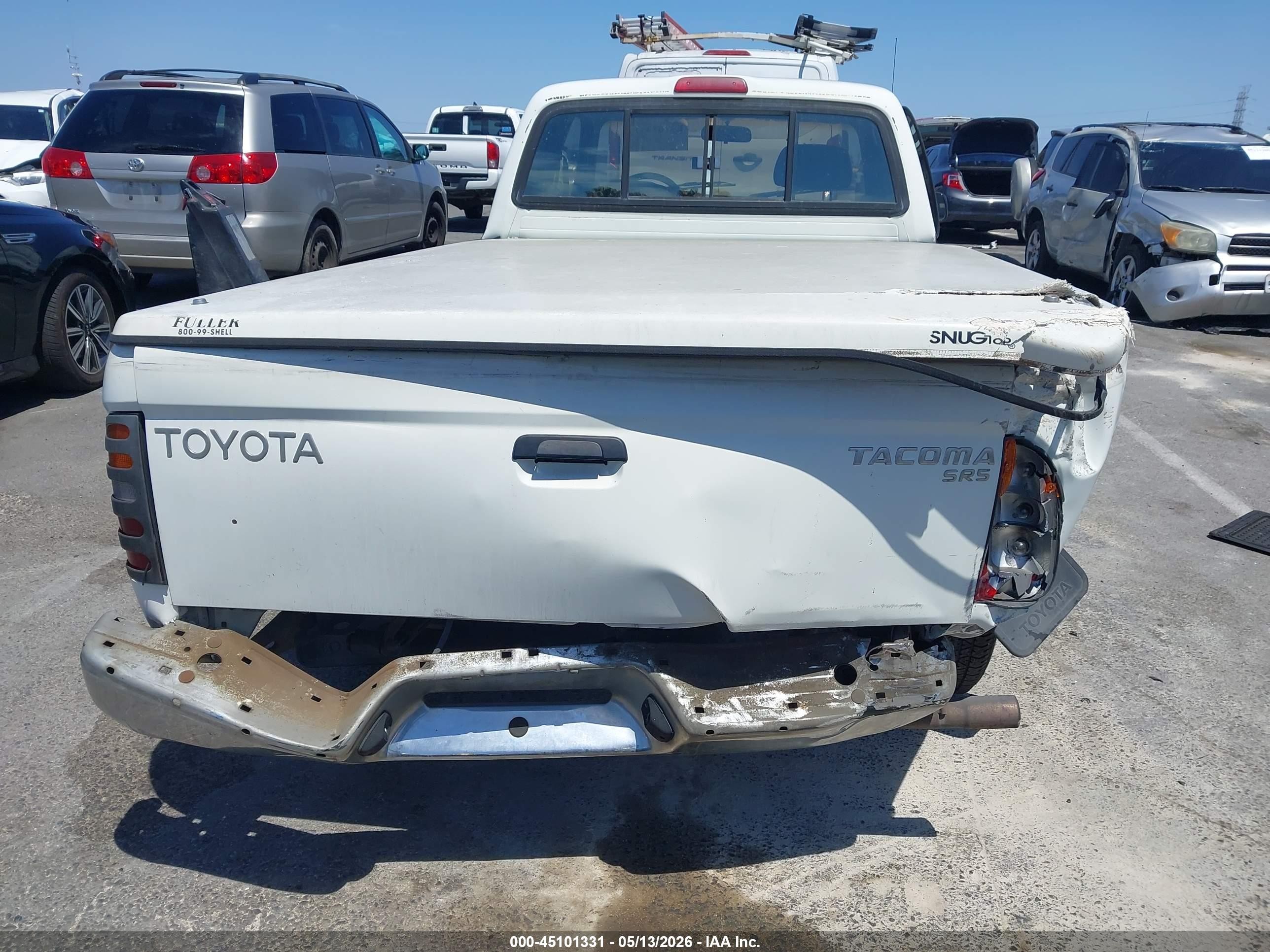 1998 Toyota Tacoma   White vin: 4TAVL52NXWZ094844