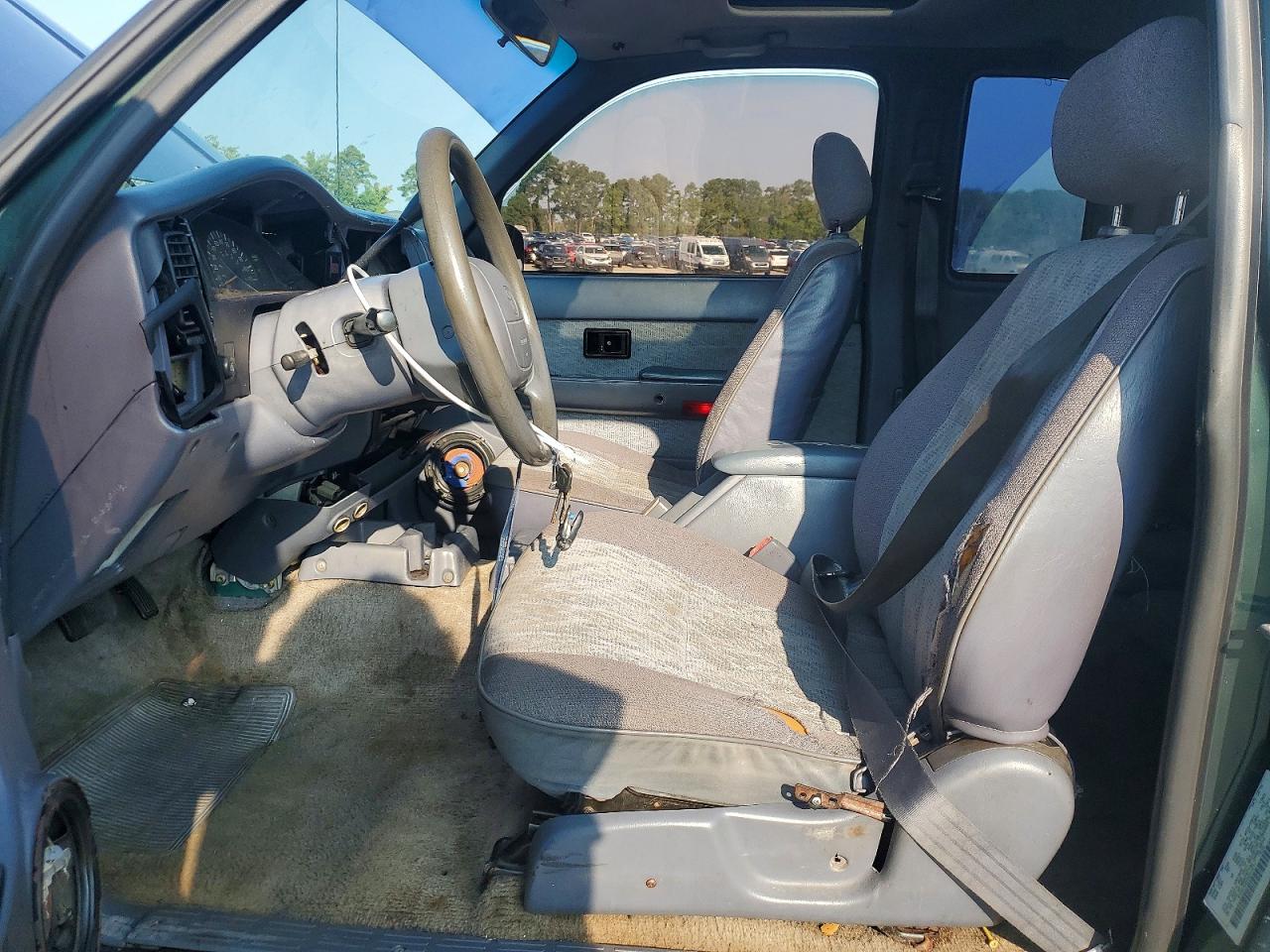 1999 Toyota Tacoma Base Green vin: 4TAVL52NXXZ411071