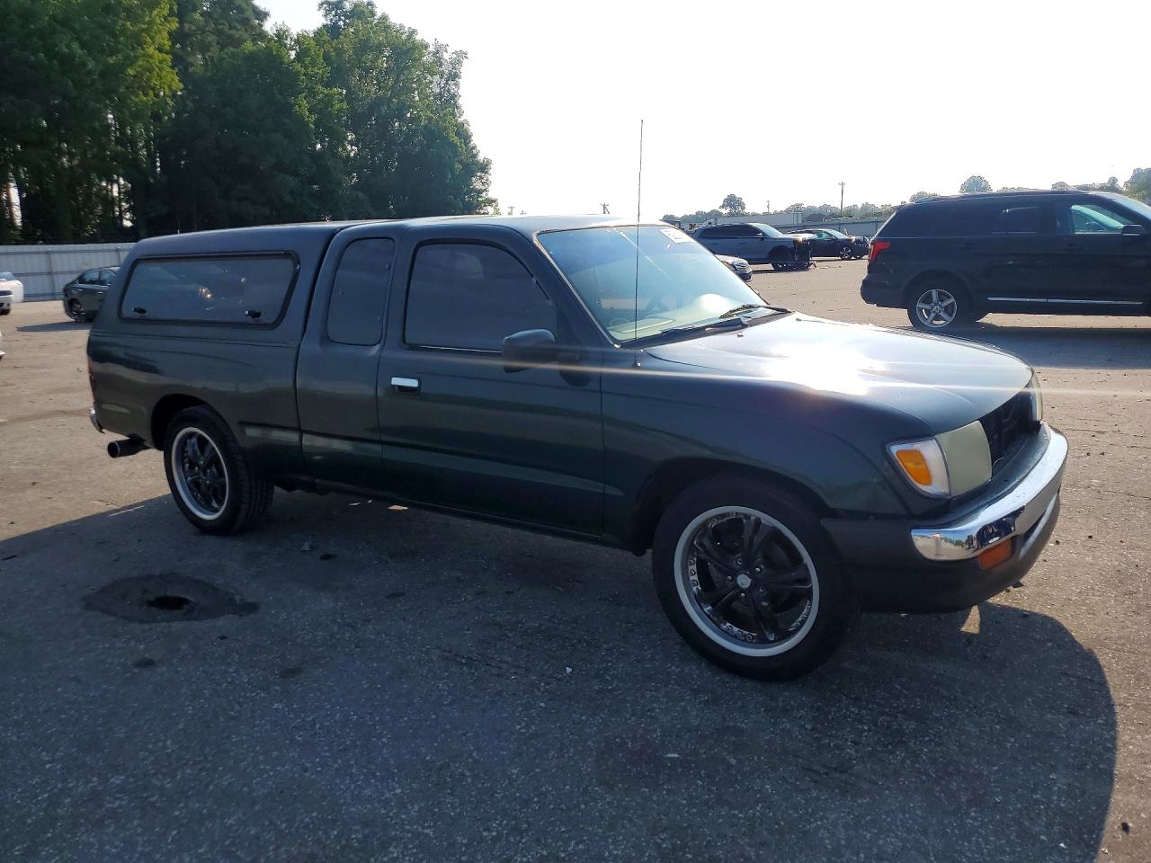 1999 Toyota Tacoma Base Green vin: 4TAVL52NXXZ411071